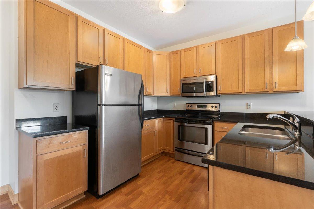 View of Residential at 2900 University Avenue #503, Minneapolis MN 55414, Minneapolis (18 of 30) - Mike Wilen | Minnesota Team Real Estate