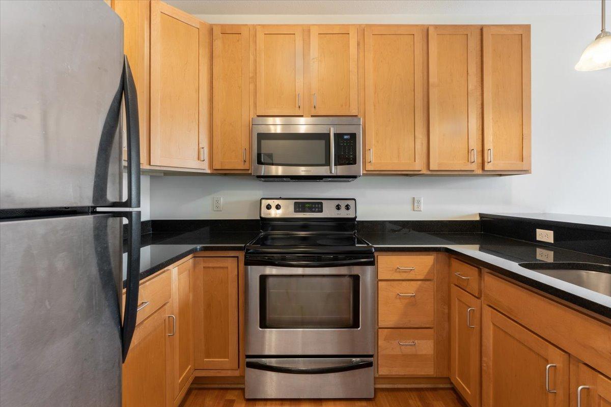View of Residential at 2900 University Avenue #503, Minneapolis MN 55414, Minneapolis (17 of 30) - Mike Wilen | Minnesota Team Real Estate