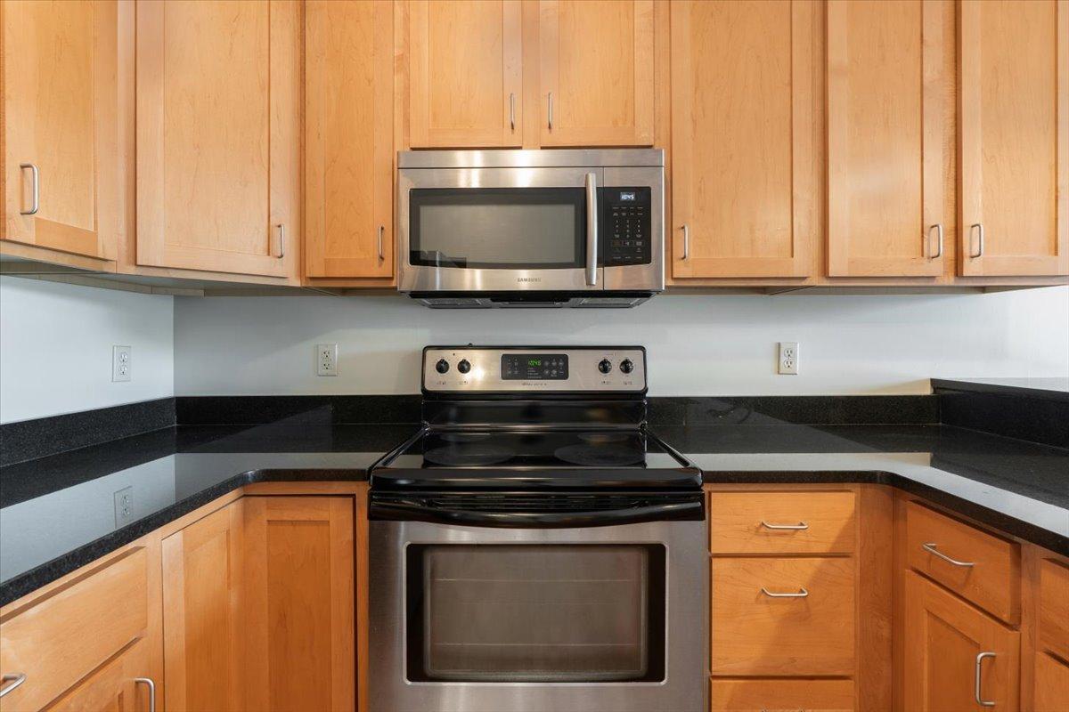 View of Residential at 2900 University Avenue #503, Minneapolis MN 55414, Minneapolis (15 of 30) - Mike Wilen | Minnesota Team Real Estate