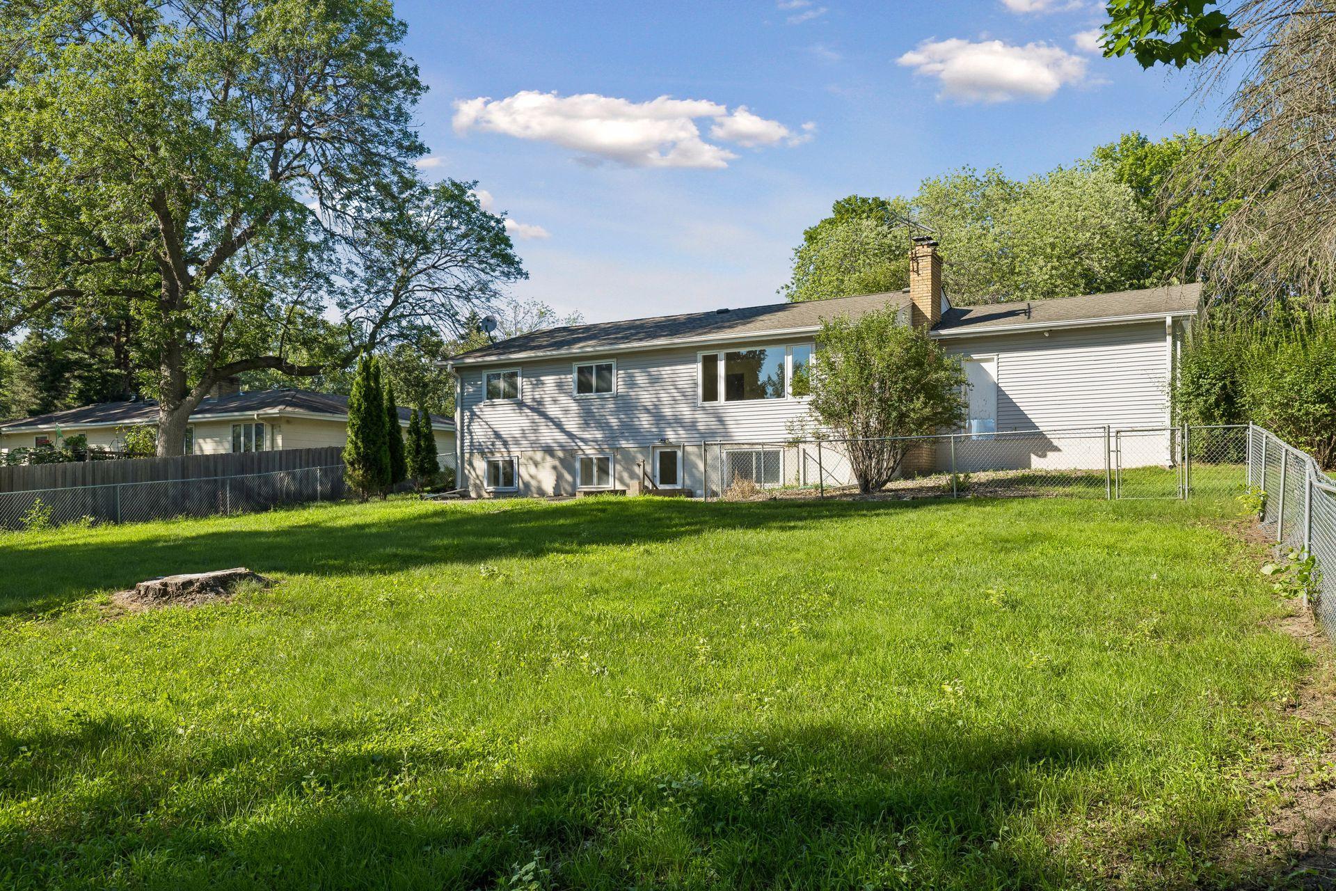 View of Residential at 16329 Temple Terrace, Minnetonka MN 55345, Minnetonka (29 of 32) - Mike Wilen | Minnesota Team Real Estate