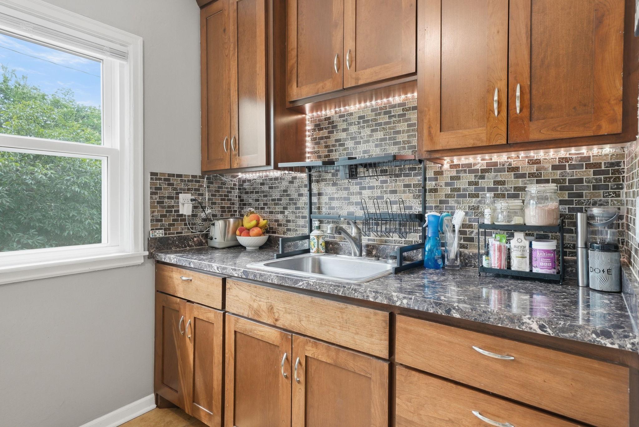 View of Residential Income at 3952 Oakland Avenue, Minneapolis MN 55407, Minneapolis (12 of 54) - Mike Wilen | Minnesota Team Real Estate