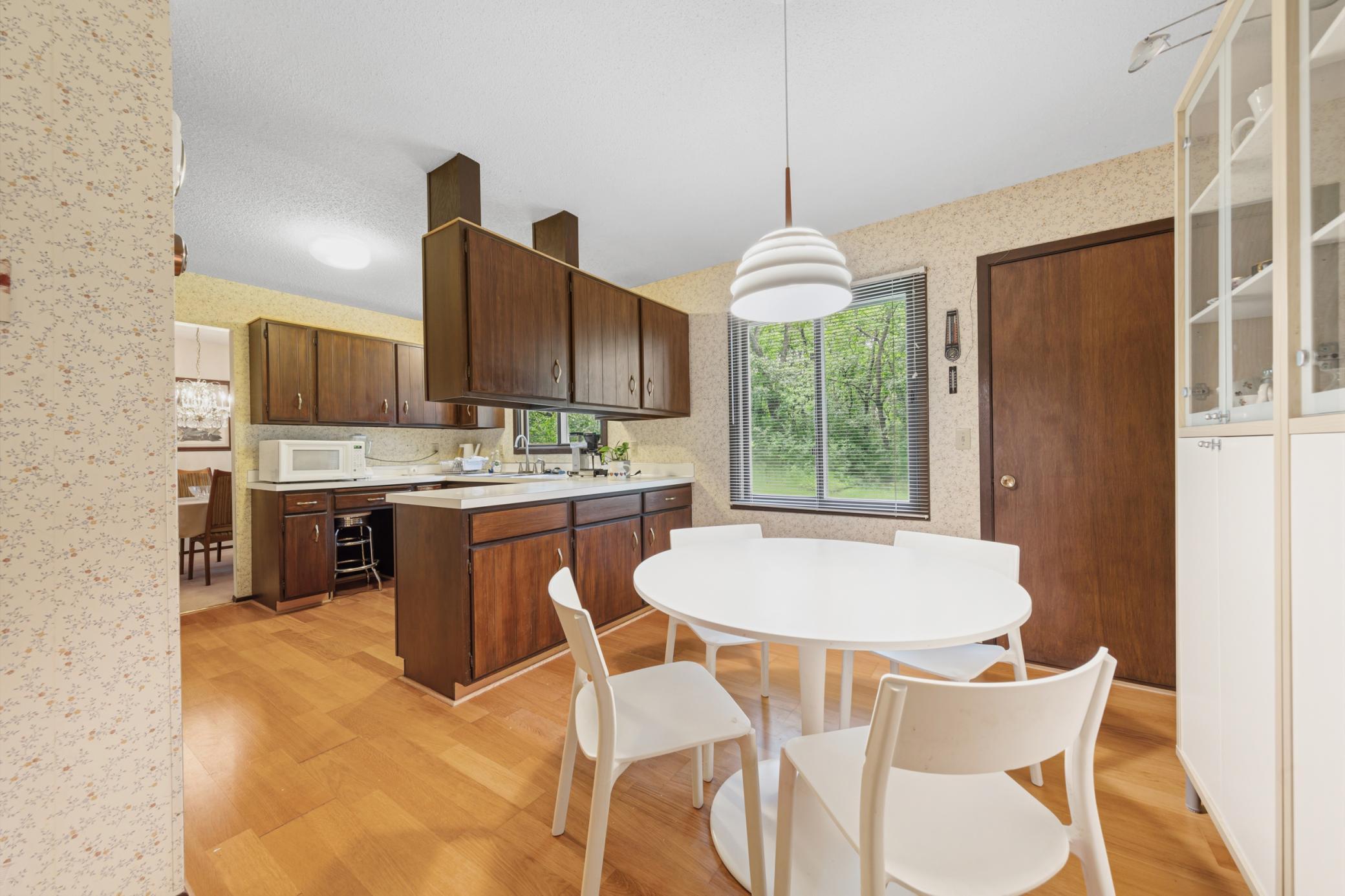 View of Residential at 12108 Red Oak Court, Burnsville MN 55337, Burnsville (5 of 32) - Mike Wilen | Minnesota Team Real Estate