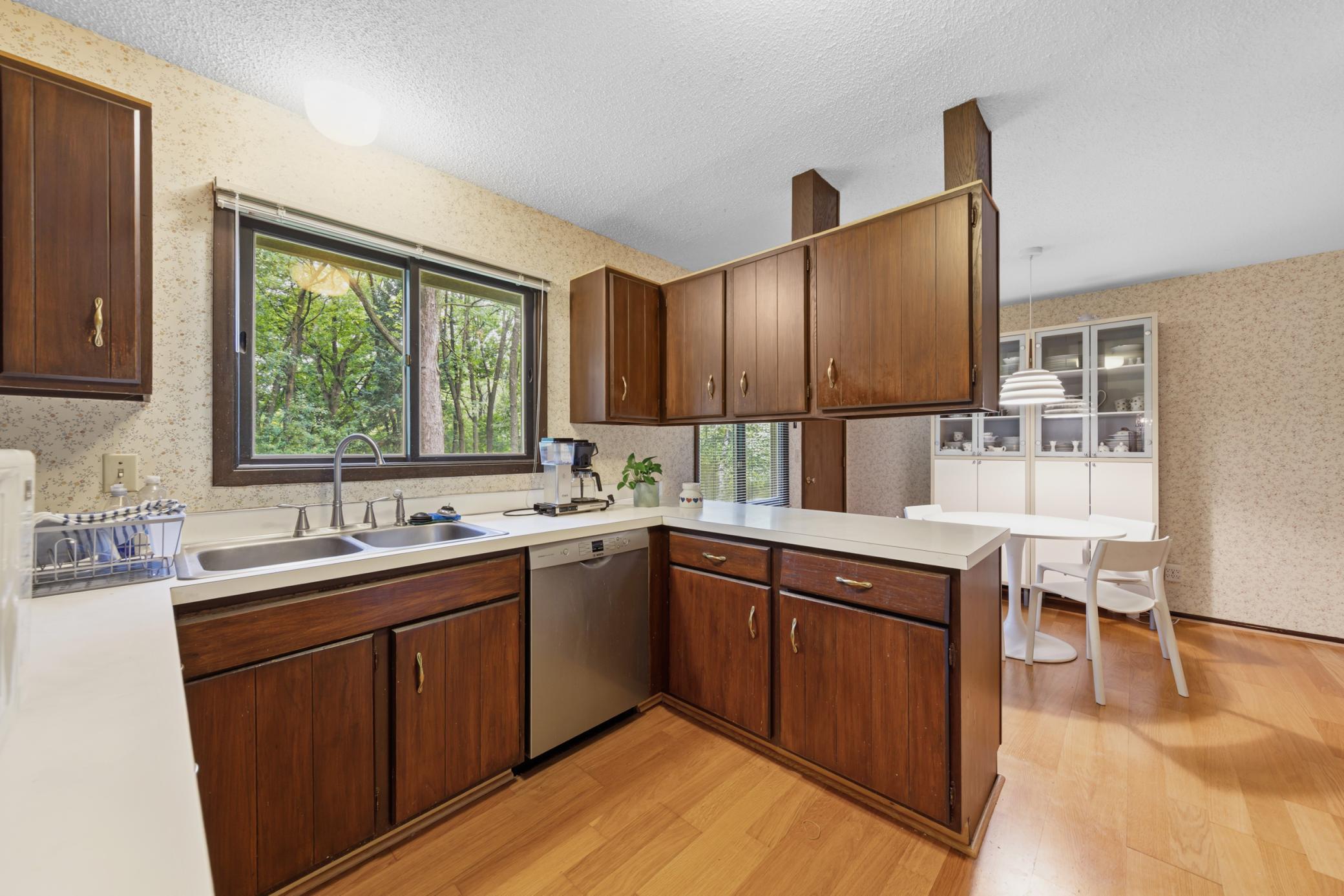 View of Residential at 12108 Red Oak Court, Burnsville MN 55337, Burnsville (2 of 32) - Mike Wilen | Minnesota Team Real Estate