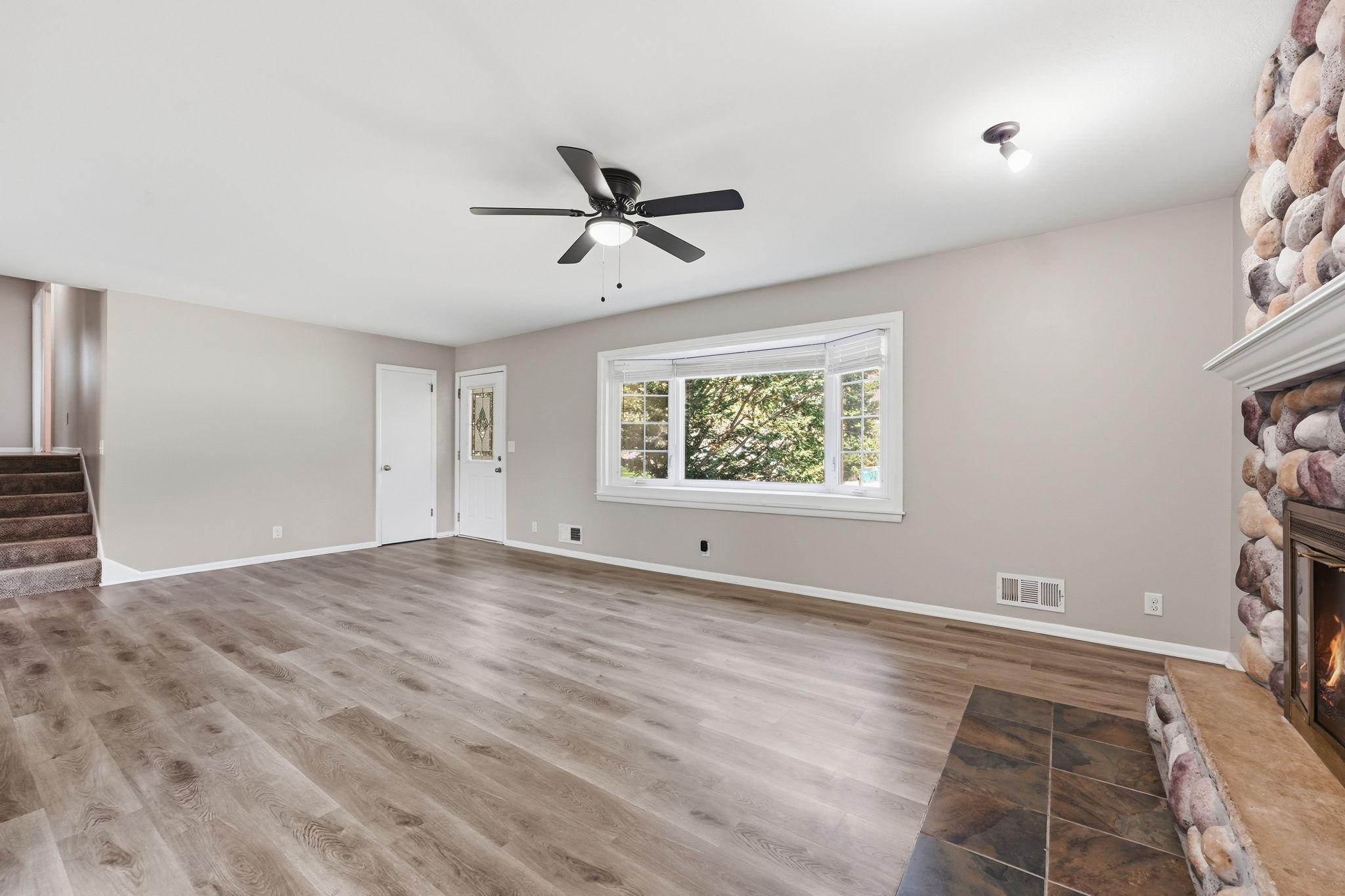View of Residential at 6407 Orchard Avenue, Brooklyn Park MN 55429, Brooklyn Park (10 of 62) - Mike Wilen | Minnesota Team Real Estate
