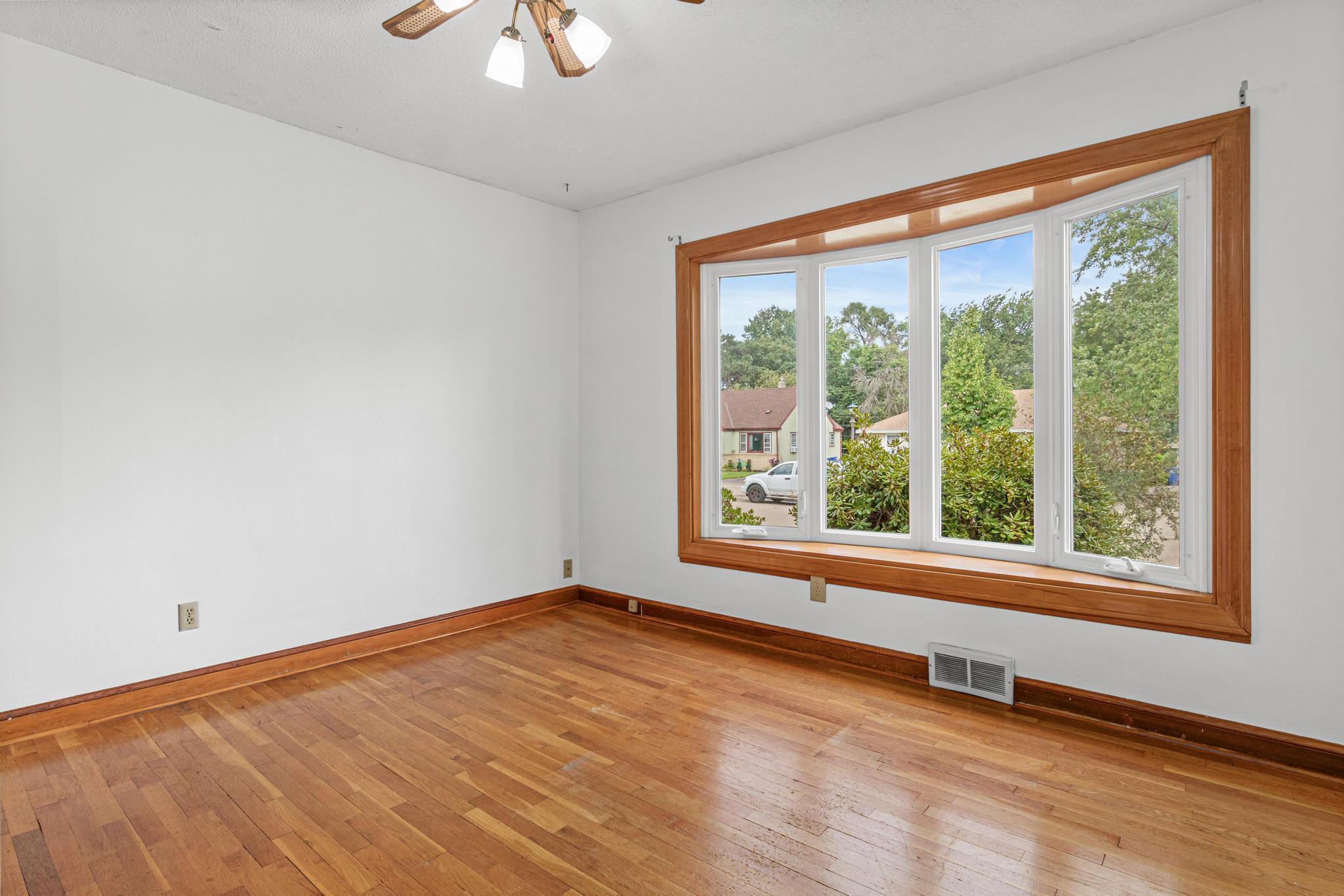View of Residential at 1639 Chamber Street, Saint Paul MN 55106, Saint Paul (10 of 23) - Mike Wilen | Minnesota Team Real Estate