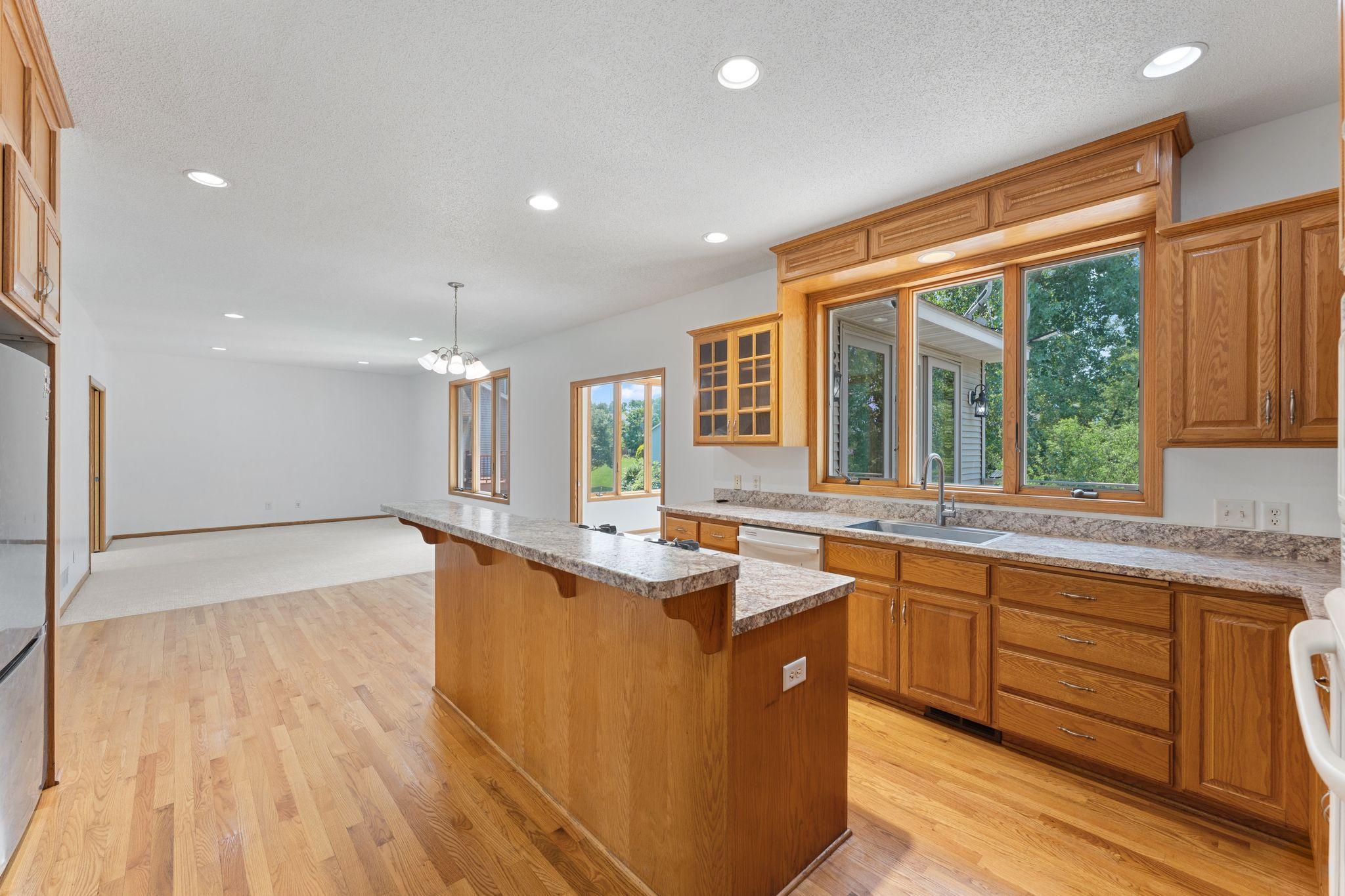 View of Residential at 6172 104th Circle, Brooklyn Park MN 55443, Brooklyn Park (9 of 39) - Mike Wilen | Minnesota Team Real Estate