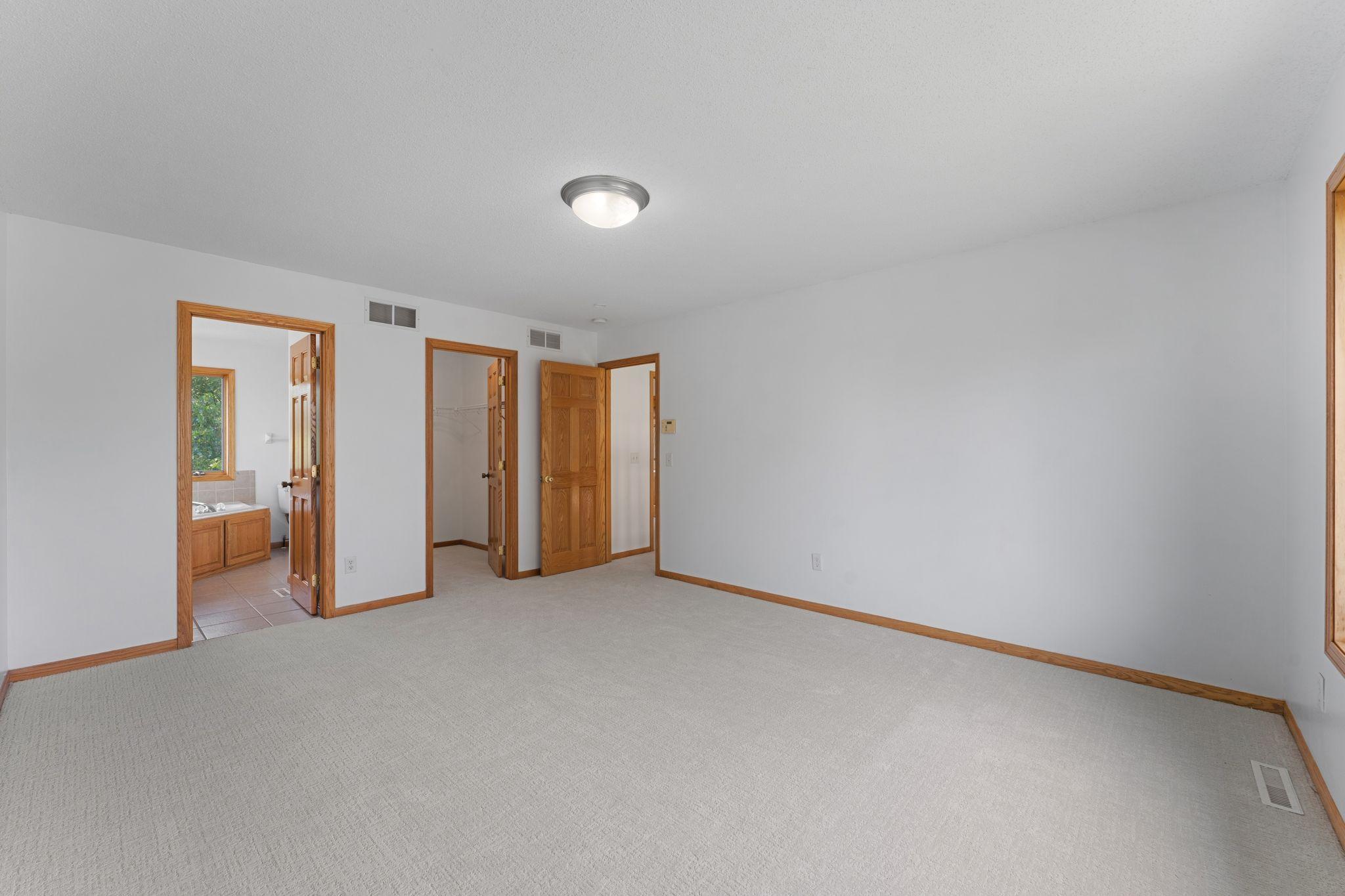 View of Residential at 6172 104th Circle, Brooklyn Park MN 55443, Brooklyn Park (17 of 39) - Mike Wilen | Minnesota Team Real Estate
