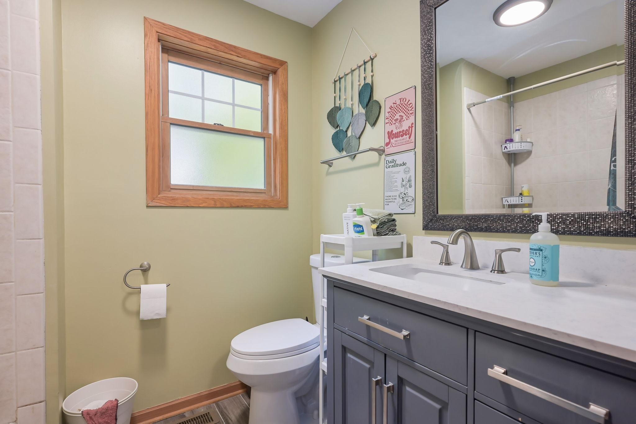 View of Residential at 1115 Newton Avenue, Minneapolis MN 55411, Minneapolis (26 of 43) - Mike Wilen | Minnesota Team Real Estate