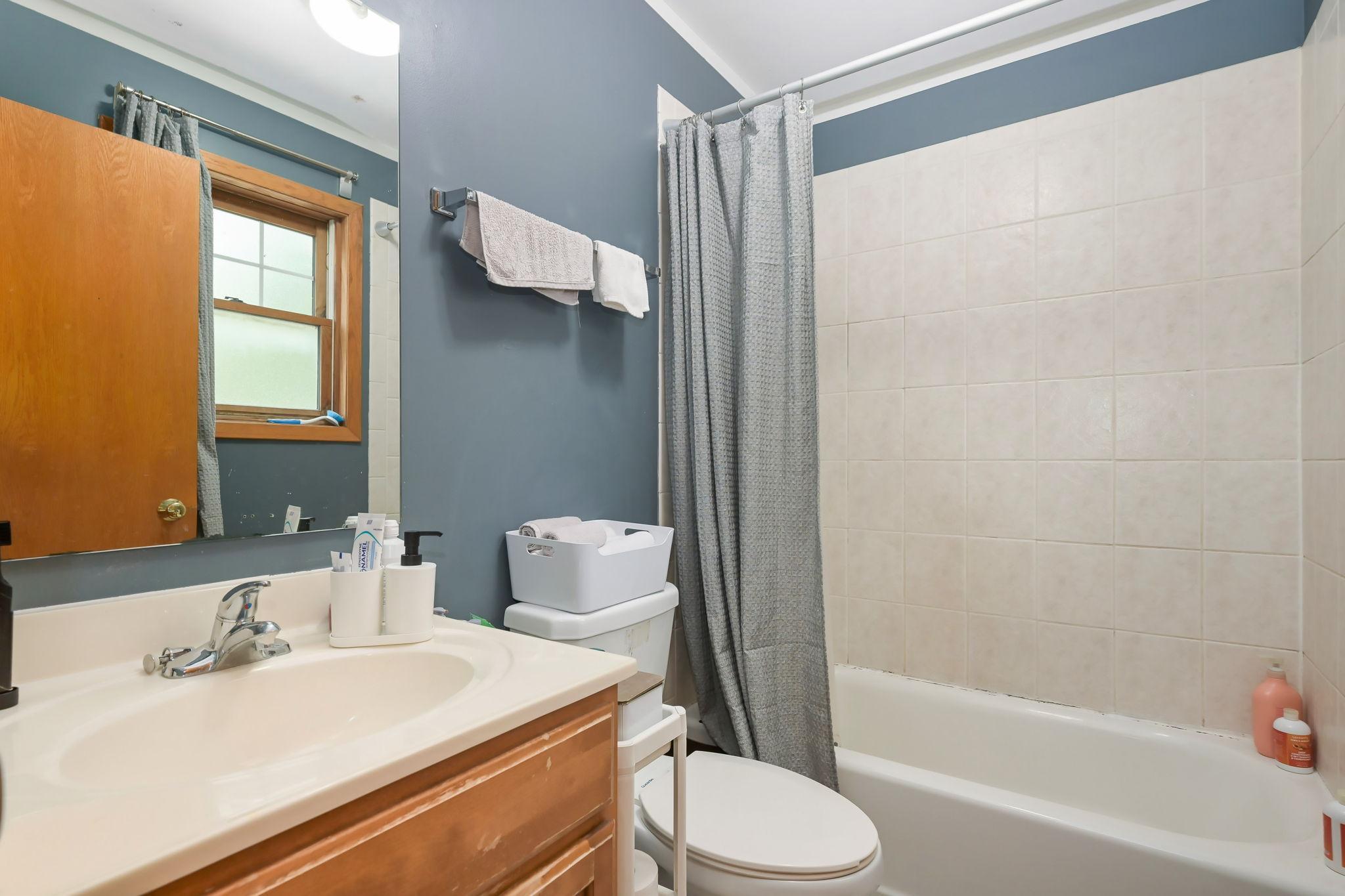 View of Residential at 1115 Newton Avenue, Minneapolis MN 55411, Minneapolis (32 of 43) - Mike Wilen | Minnesota Team Real Estate