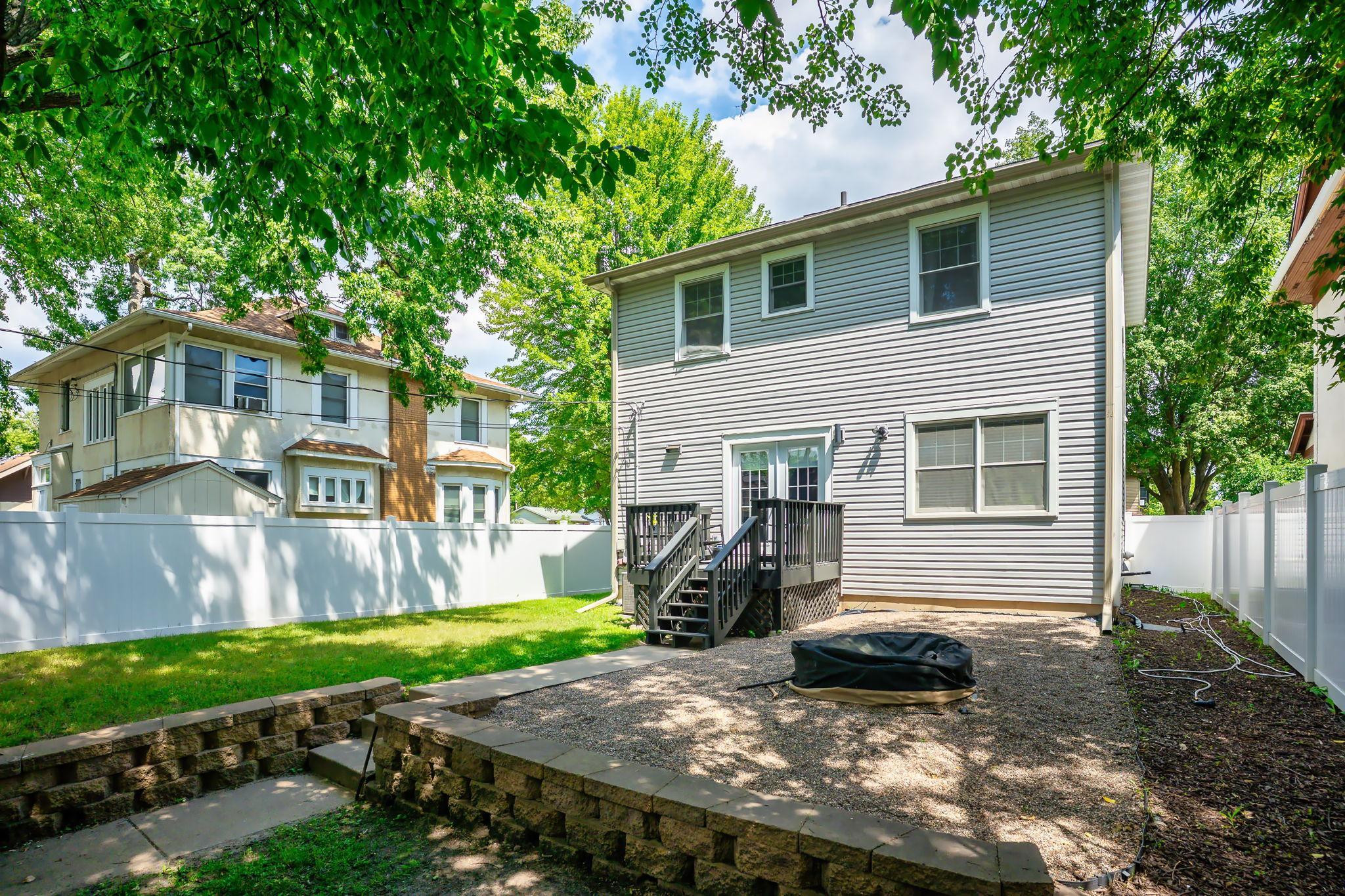 View of Residential at 1115 Newton Avenue, Minneapolis MN 55411, Minneapolis (39 of 43) - Mike Wilen | Minnesota Team Real Estate