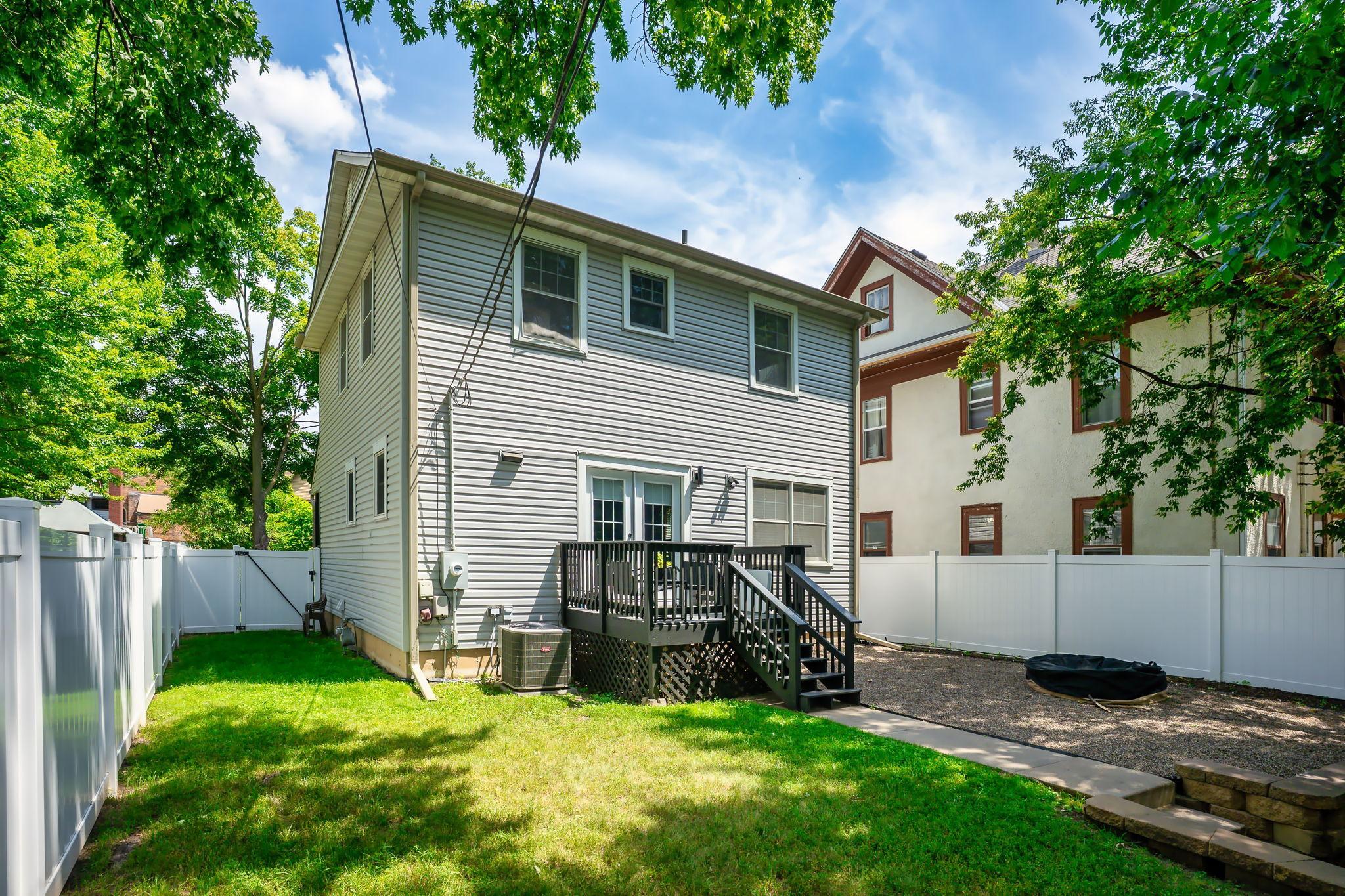 View of Residential at 1115 Newton Avenue, Minneapolis MN 55411, Minneapolis (40 of 43) - Mike Wilen | Minnesota Team Real Estate