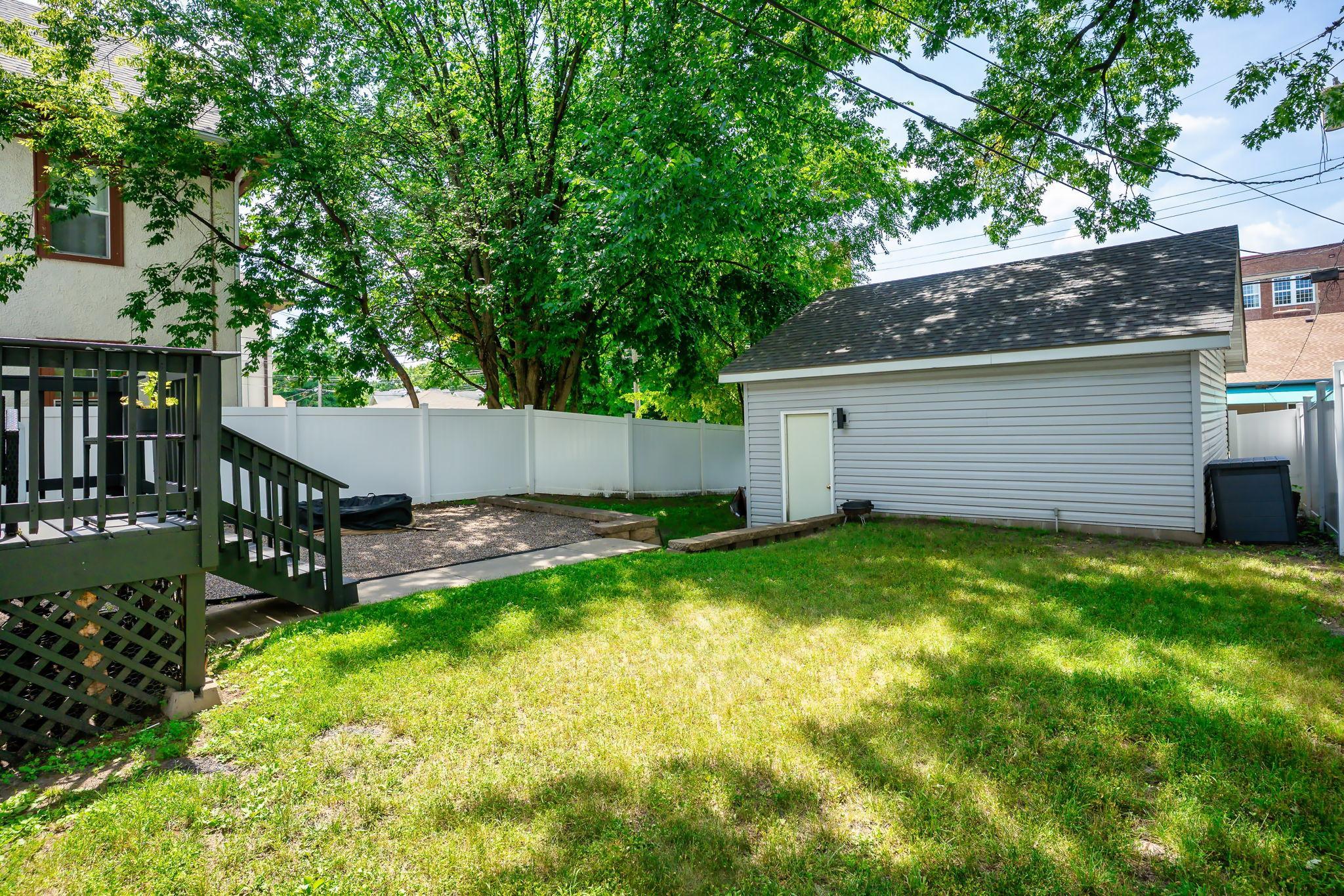 View of Residential at 1115 Newton Avenue, Minneapolis MN 55411, Minneapolis (41 of 43) - Mike Wilen | Minnesota Team Real Estate