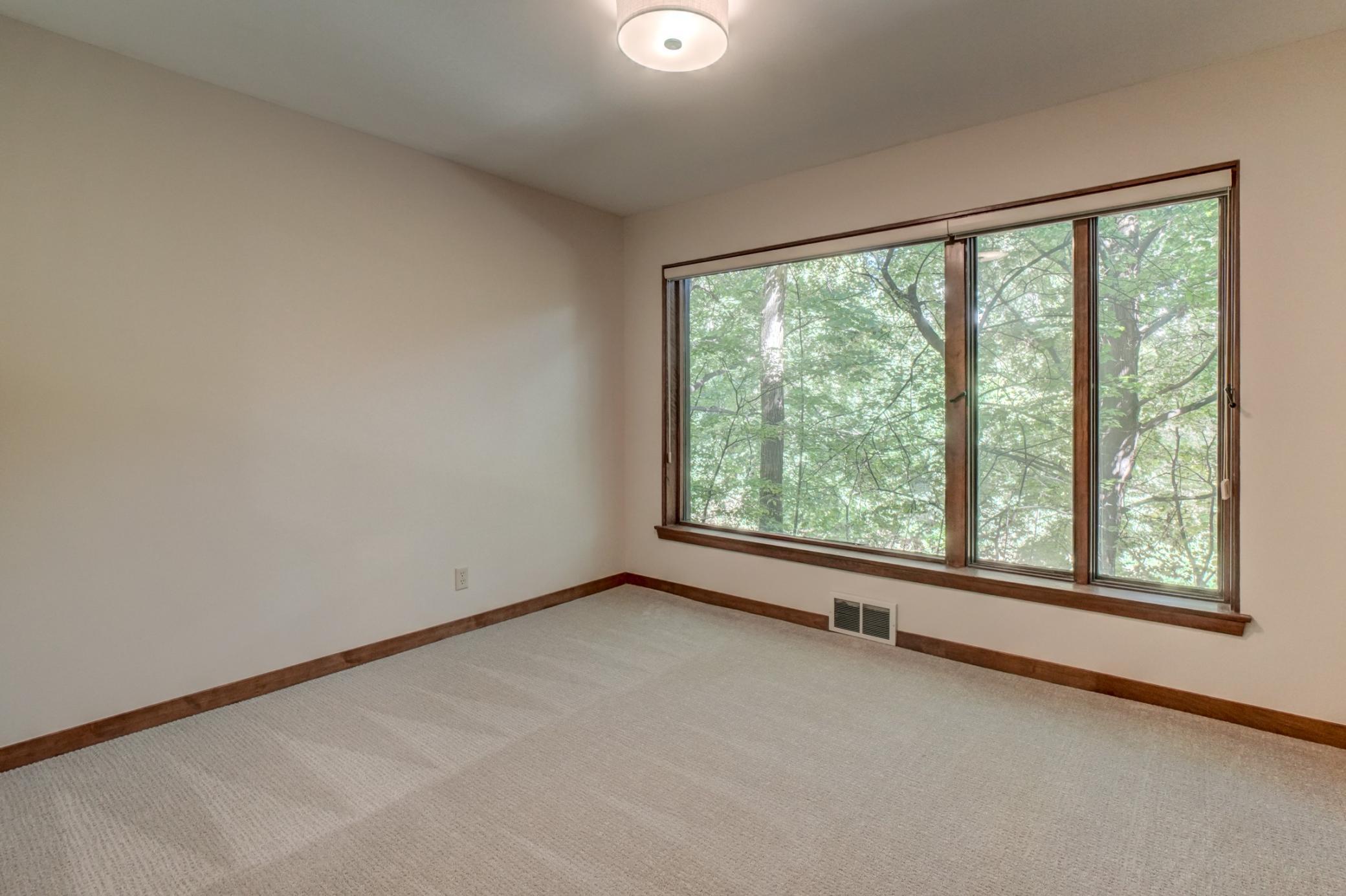 View of Residential at 690 Linwood Avenue, Saint Paul MN 55105, Saint Paul (24 of 32) - Mike Wilen | Minnesota Team Real Estate