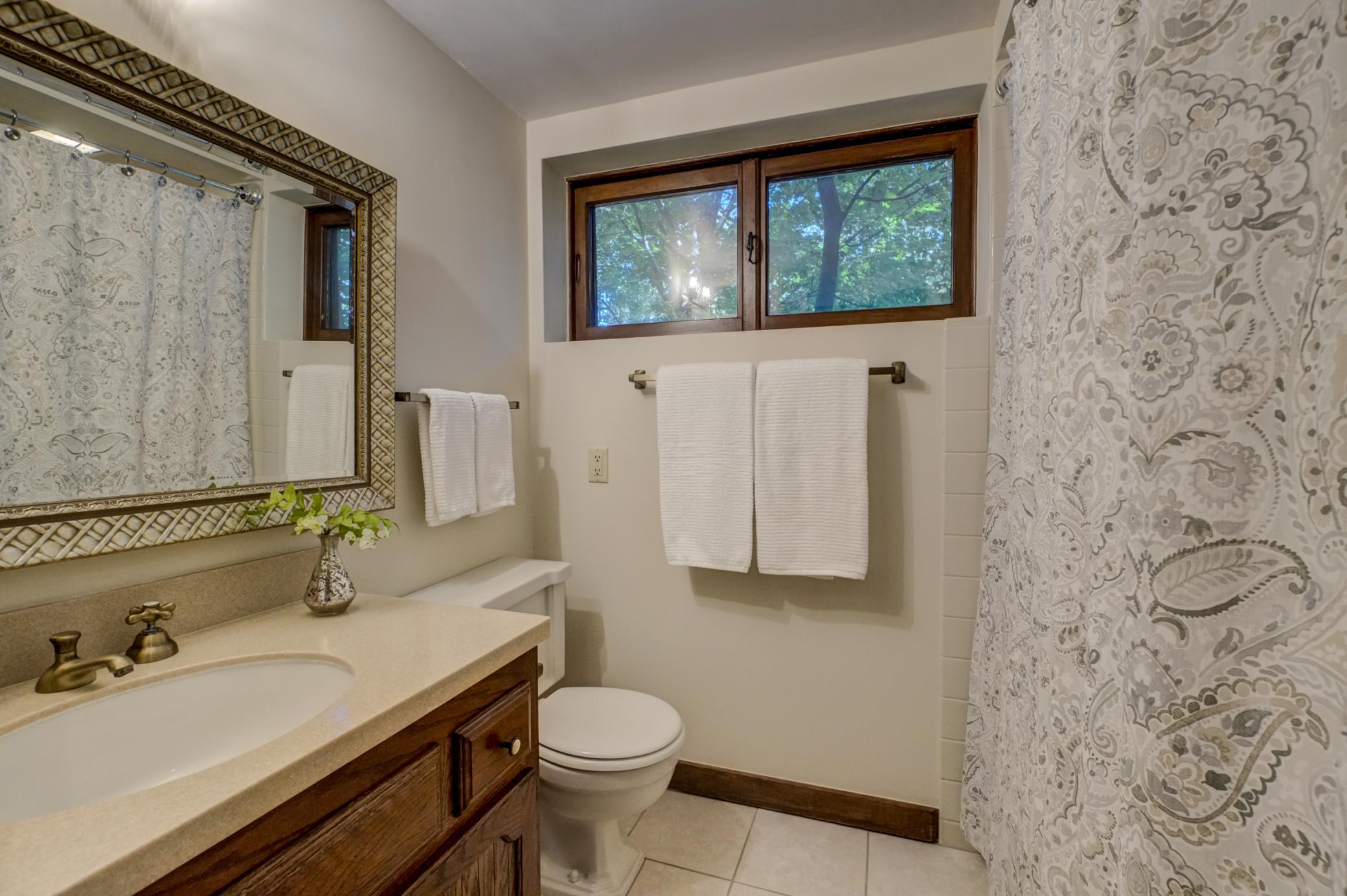 View of Residential at 690 Linwood Avenue, Saint Paul MN 55105, Saint Paul (23 of 32) - Mike Wilen | Minnesota Team Real Estate