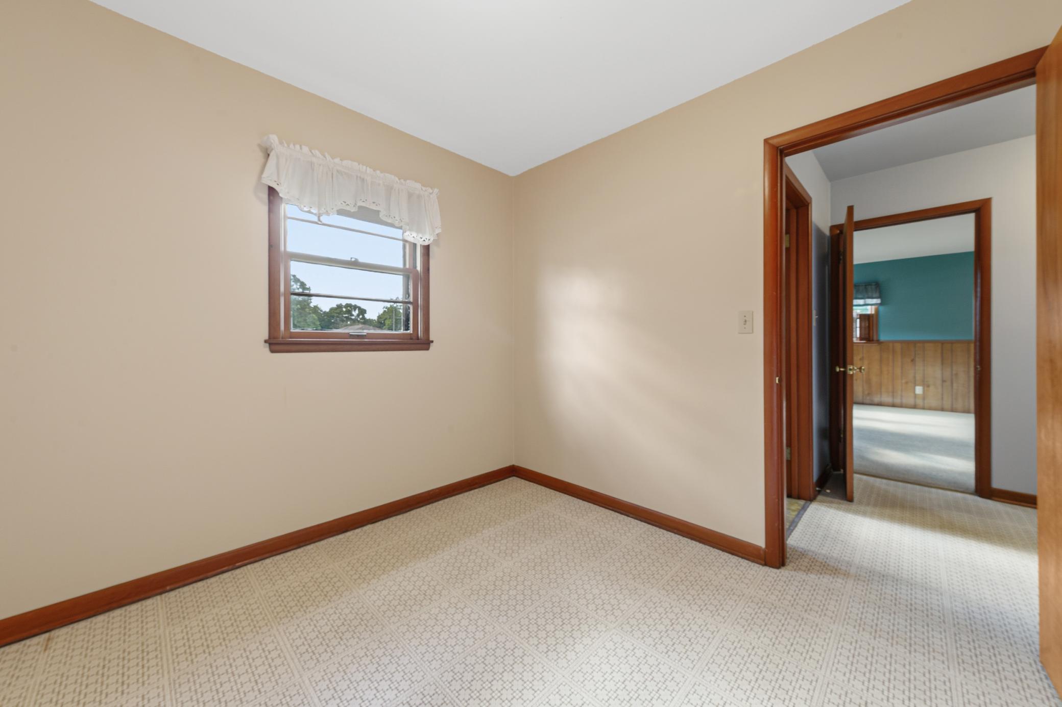 View of Residential at 517 Court Avenue, Gaylord MN 55334, Gaylord (24 of 38) - Mike Wilen | Minnesota Team Real Estate