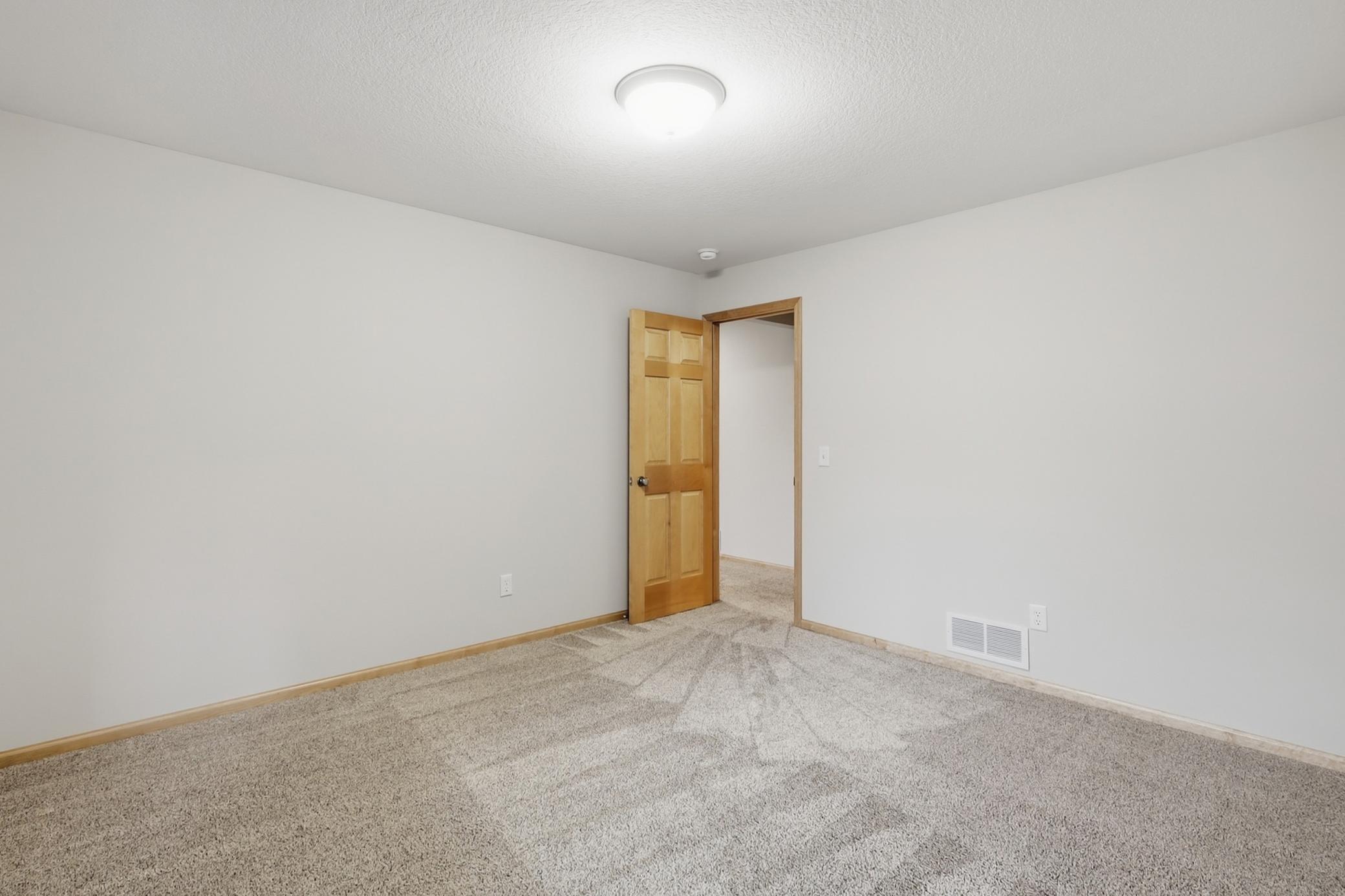 View of Residential at 20584 Kearney Path, Lakeville MN 55044, Lakeville (26 of 42) - Mike Wilen | Minnesota Team Real Estate