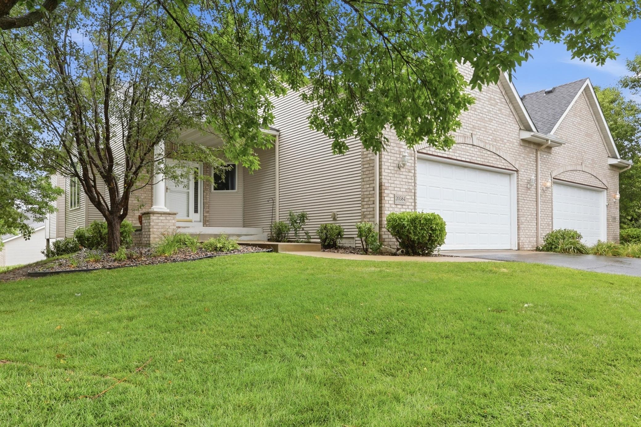 View of Residential at 20584 Kearney Path, Lakeville MN 55044, Lakeville (3 of 42) - Mike Wilen | Minnesota Team Real Estate