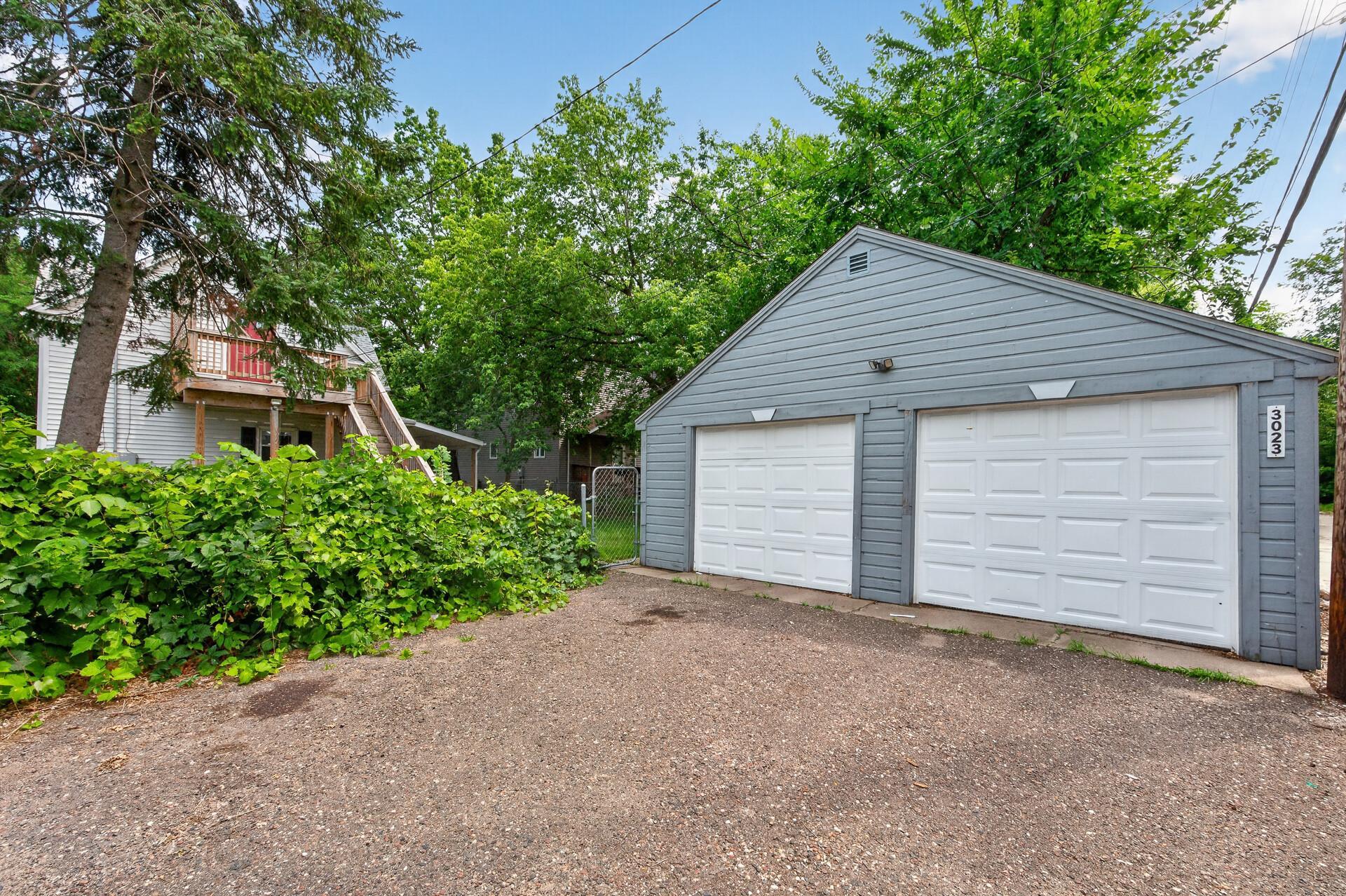View of Residential Income at 3023 Dupont Avenue, Minneapolis MN 55411, Minneapolis (27 of 30) - Mike Wilen | Minnesota Team Real Estate