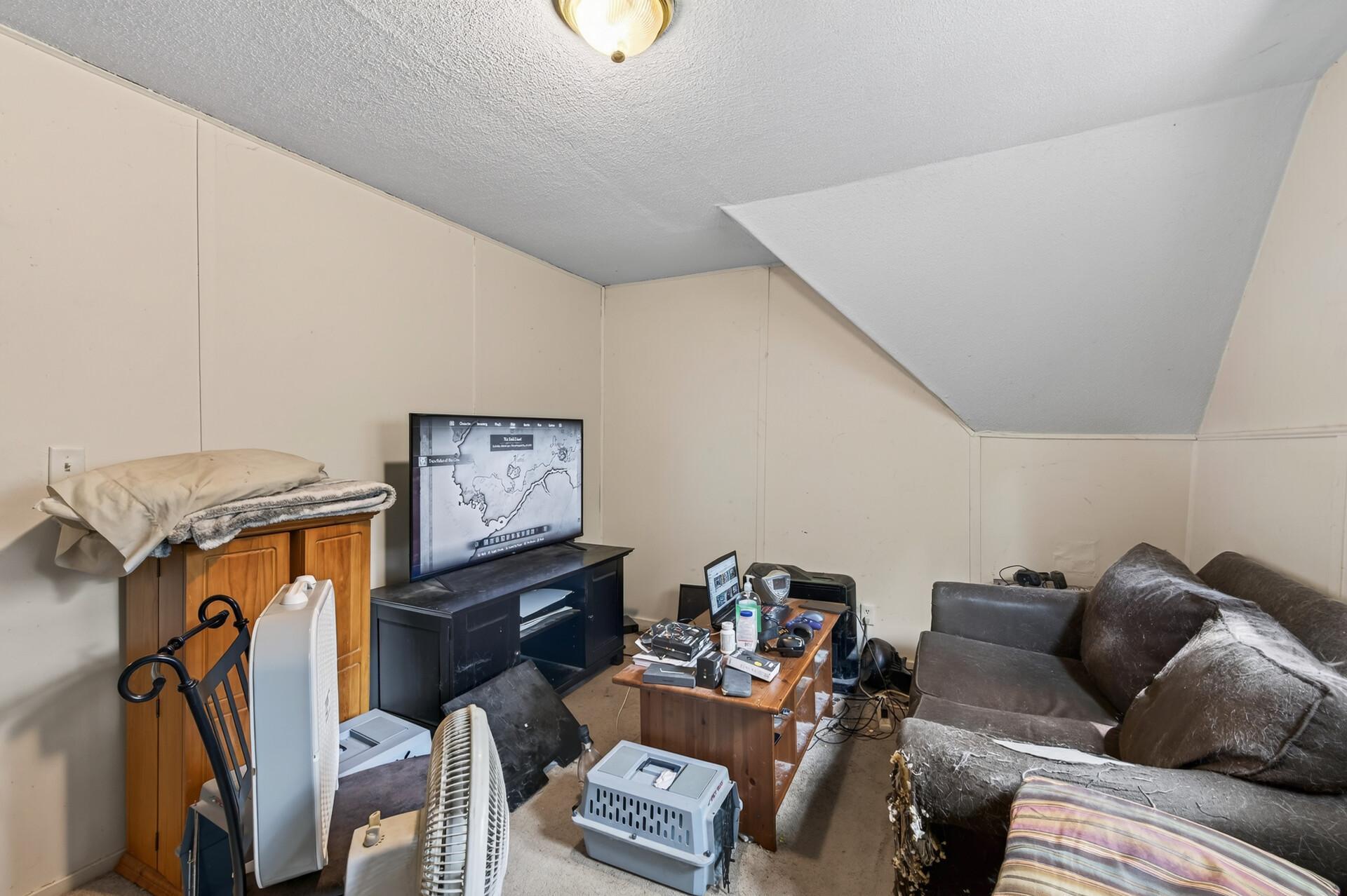 View of Residential Income at 3023 Dupont Avenue, Minneapolis MN 55411, Minneapolis (16 of 30) - Mike Wilen | Minnesota Team Real Estate