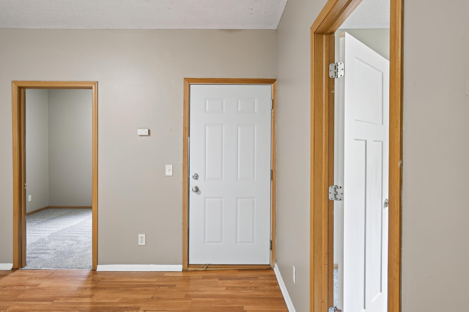View of Residential Income at 3023 Dupont Avenue, Minneapolis MN 55411, Minneapolis (12 of 30) - Mike Wilen | Minnesota Team Real Estate