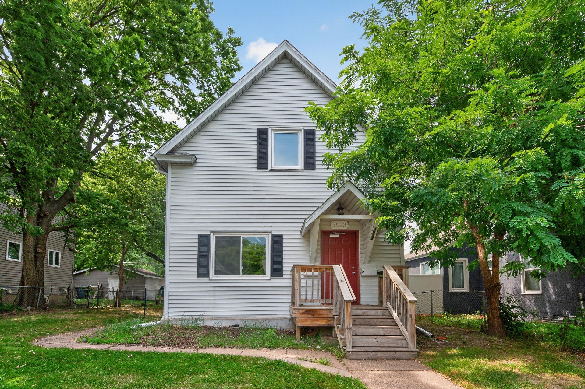 View of Residential Income at 3023 Dupont Avenue, Minneapolis MN 55411, Minneapolis (2 of 30) - Mike Wilen | Minnesota Team Real Estate