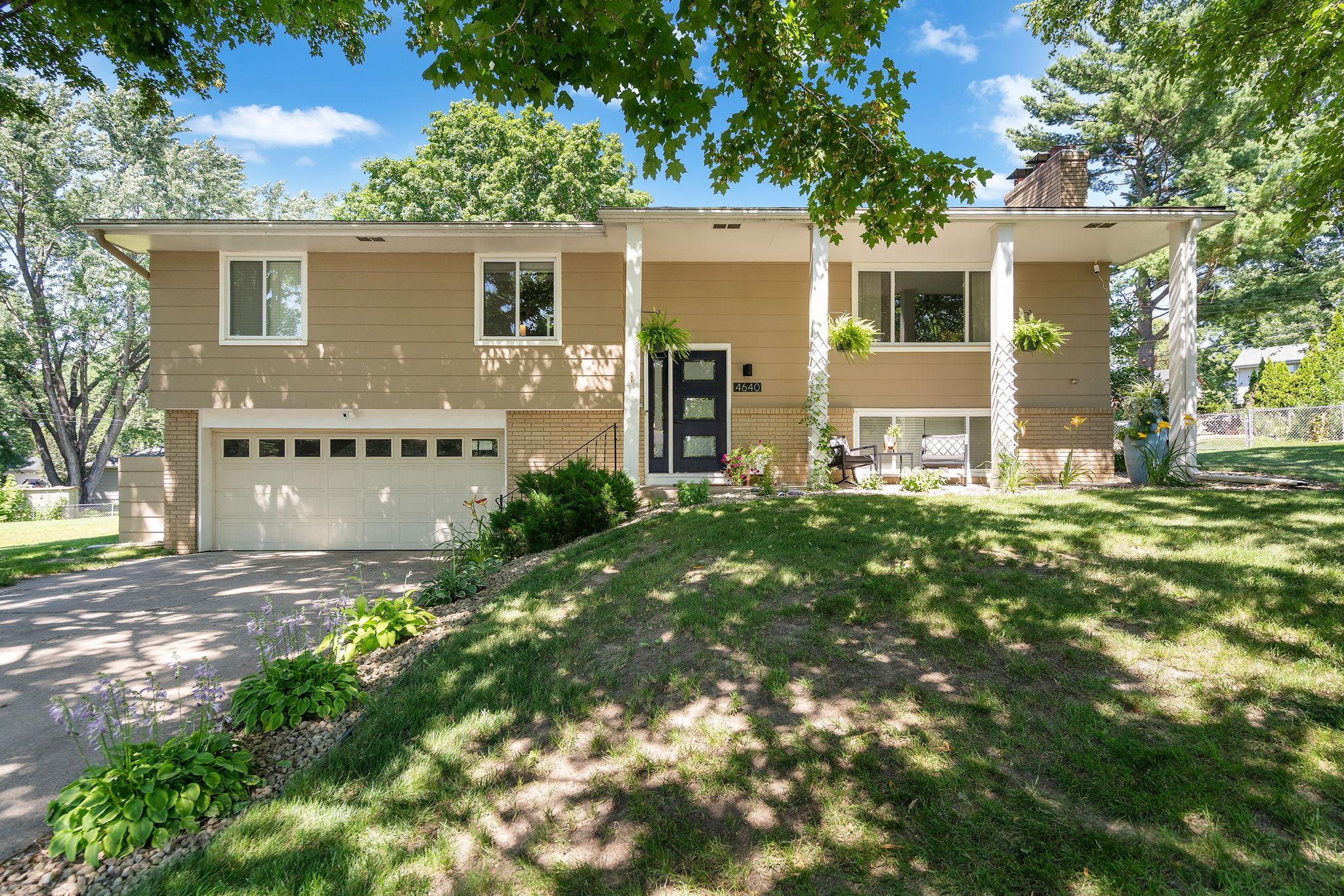 View of Residential at 4640 Decatur Avenue, New Hope MN 55428, New Hope - Mike Wilen | Minnesota Team Real Estate