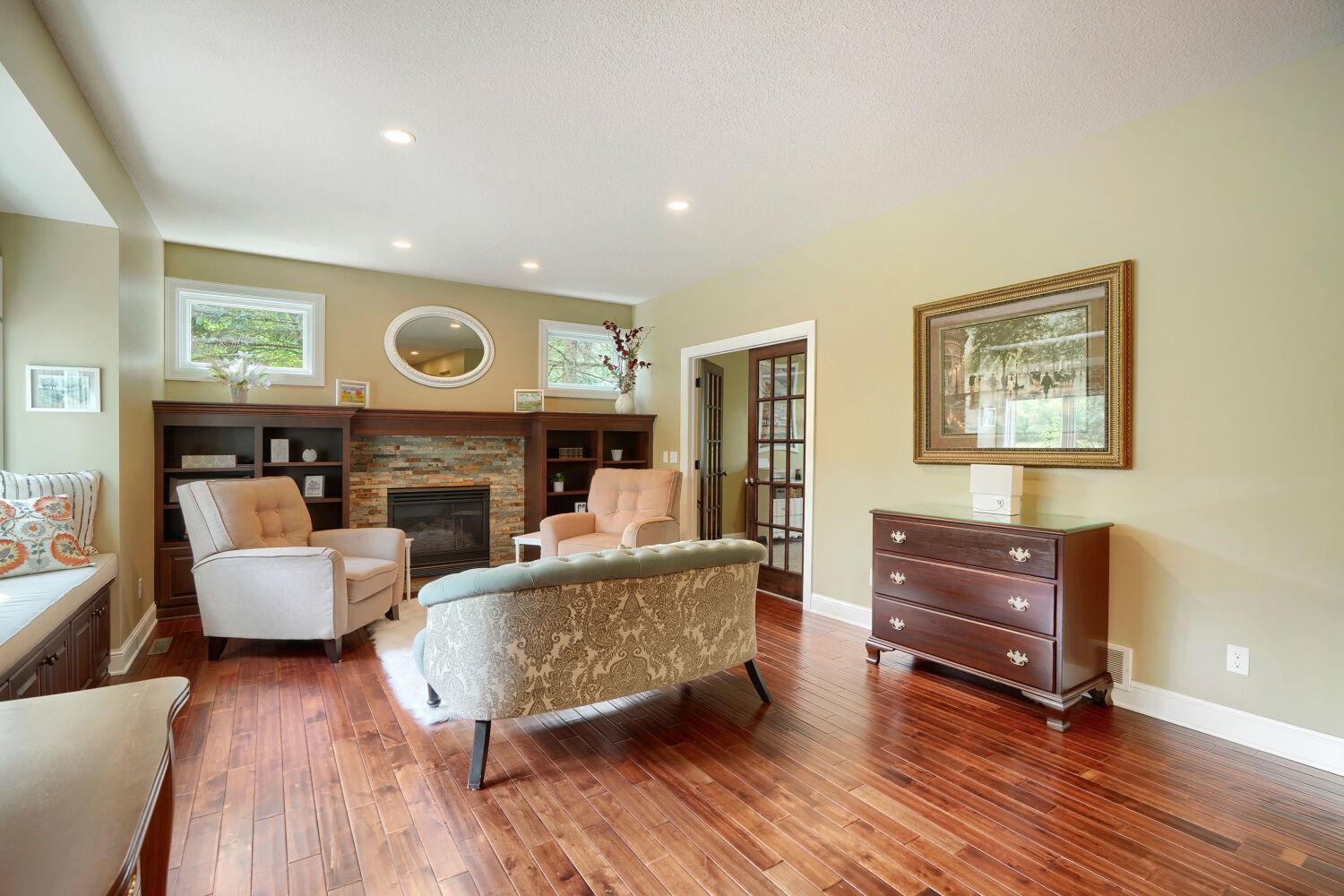 View of Residential at 17141 Jefferson Court, Lakeville MN 55044, Lakeville (14 of 43) - Mike Wilen | Minnesota Team Real Estate