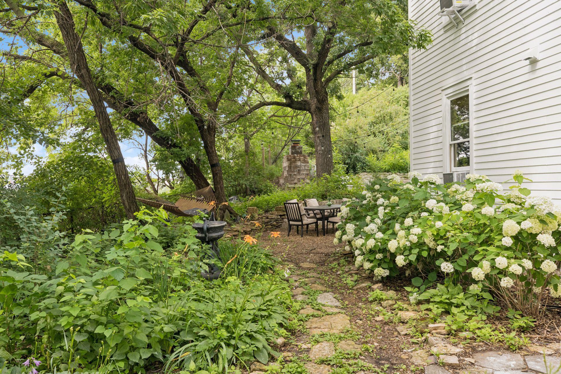 View of Residential at 223 Walnut Street, Saint Paul MN 55102, Saint Paul (82 of 106) - Mike Wilen | Minnesota Team Real Estate