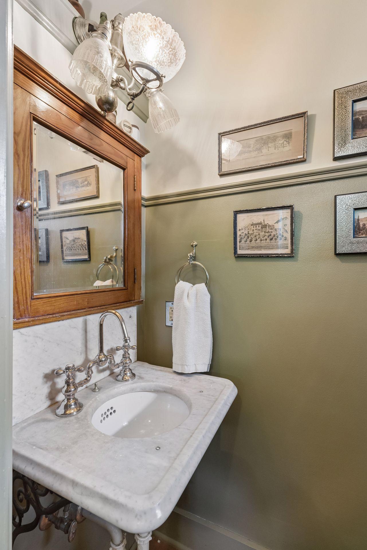 View of Residential at 223 Walnut Street, Saint Paul MN 55102, Saint Paul (51 of 106) - Mike Wilen | Minnesota Team Real Estate