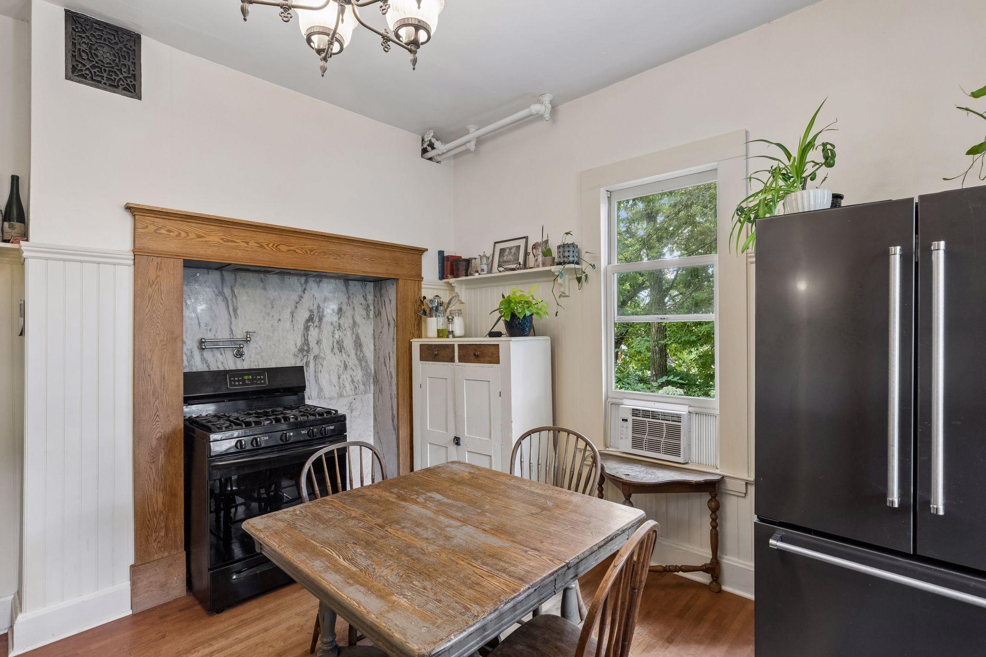 View of Residential at 223 Walnut Street, Saint Paul MN 55102, Saint Paul (46 of 106) - Mike Wilen | Minnesota Team Real Estate