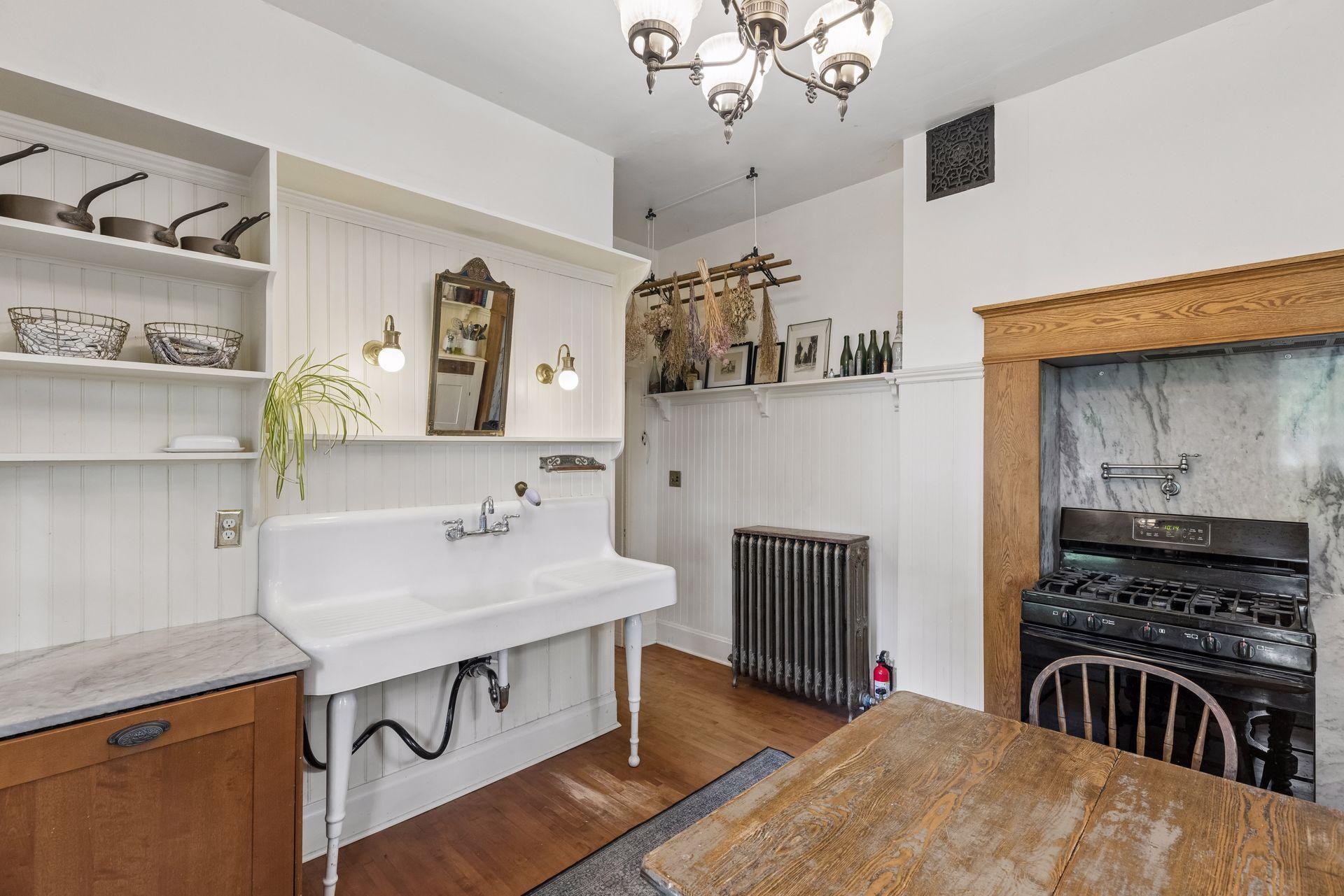 View of Residential at 223 Walnut Street, Saint Paul MN 55102, Saint Paul (42 of 106) - Mike Wilen | Minnesota Team Real Estate
