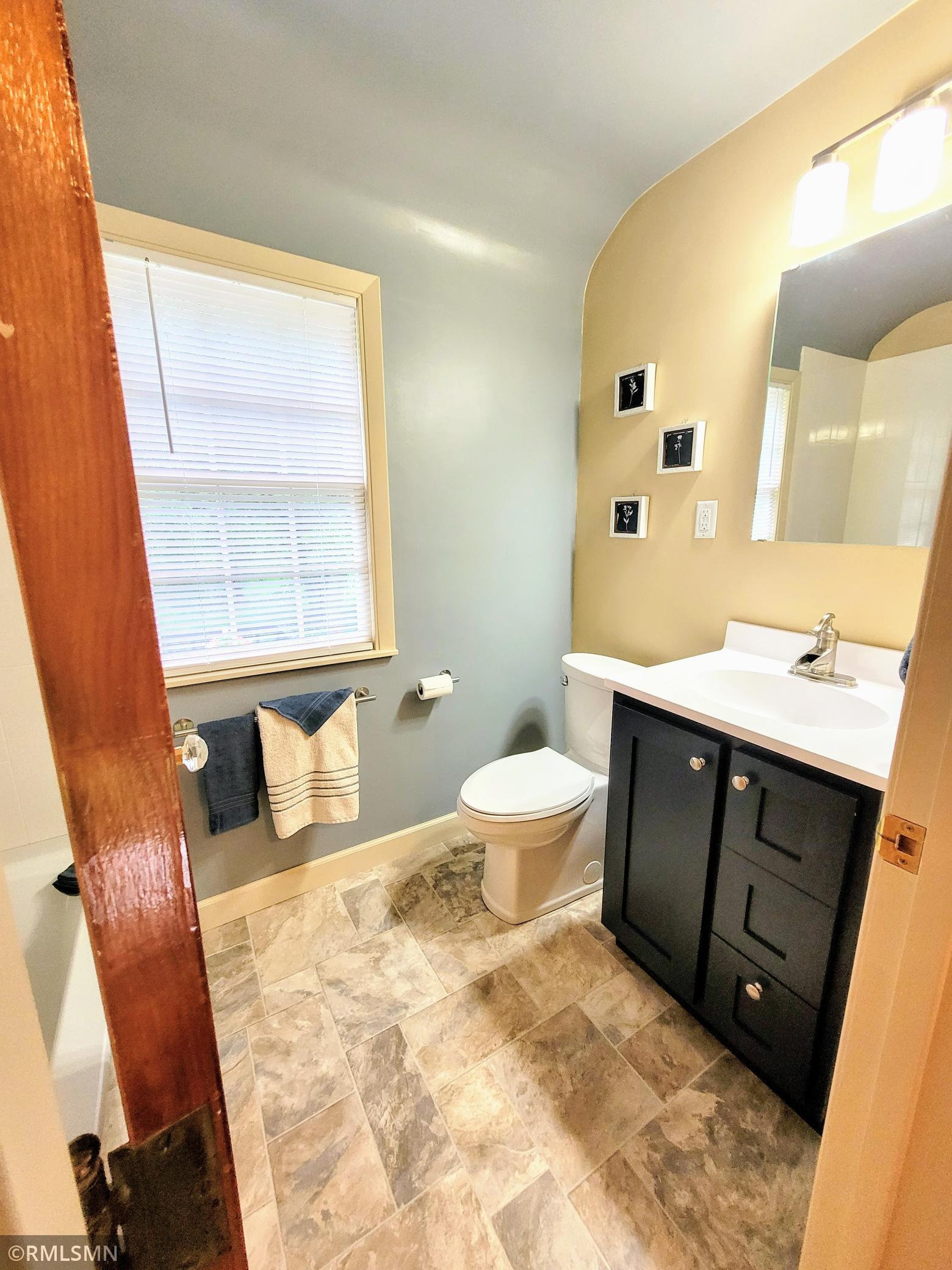 View of Residential at 905 Carver Street, Winthrop MN 55396, Winthrop (23 of 38) - Mike Wilen | Minnesota Team Real Estate