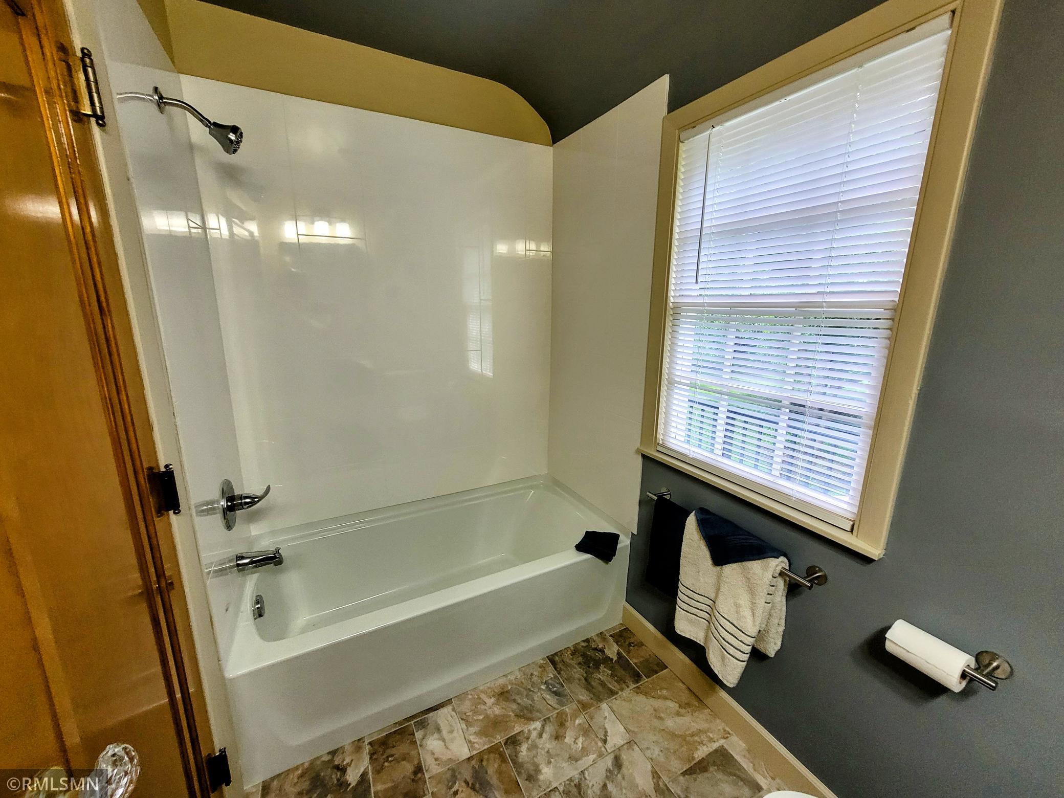 View of Residential at 905 Carver Street, Winthrop MN 55396, Winthrop (24 of 38) - Mike Wilen | Minnesota Team Real Estate