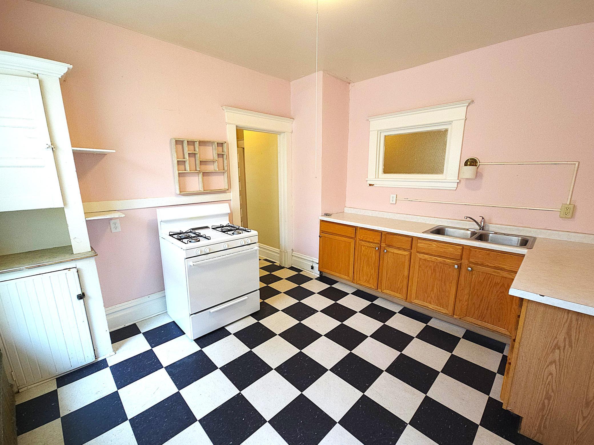 View of Residential Income at 2223 Pleasant Avenue, Minneapolis MN 55404, Minneapolis (11 of 26) - Mike Wilen | Minnesota Team Real Estate