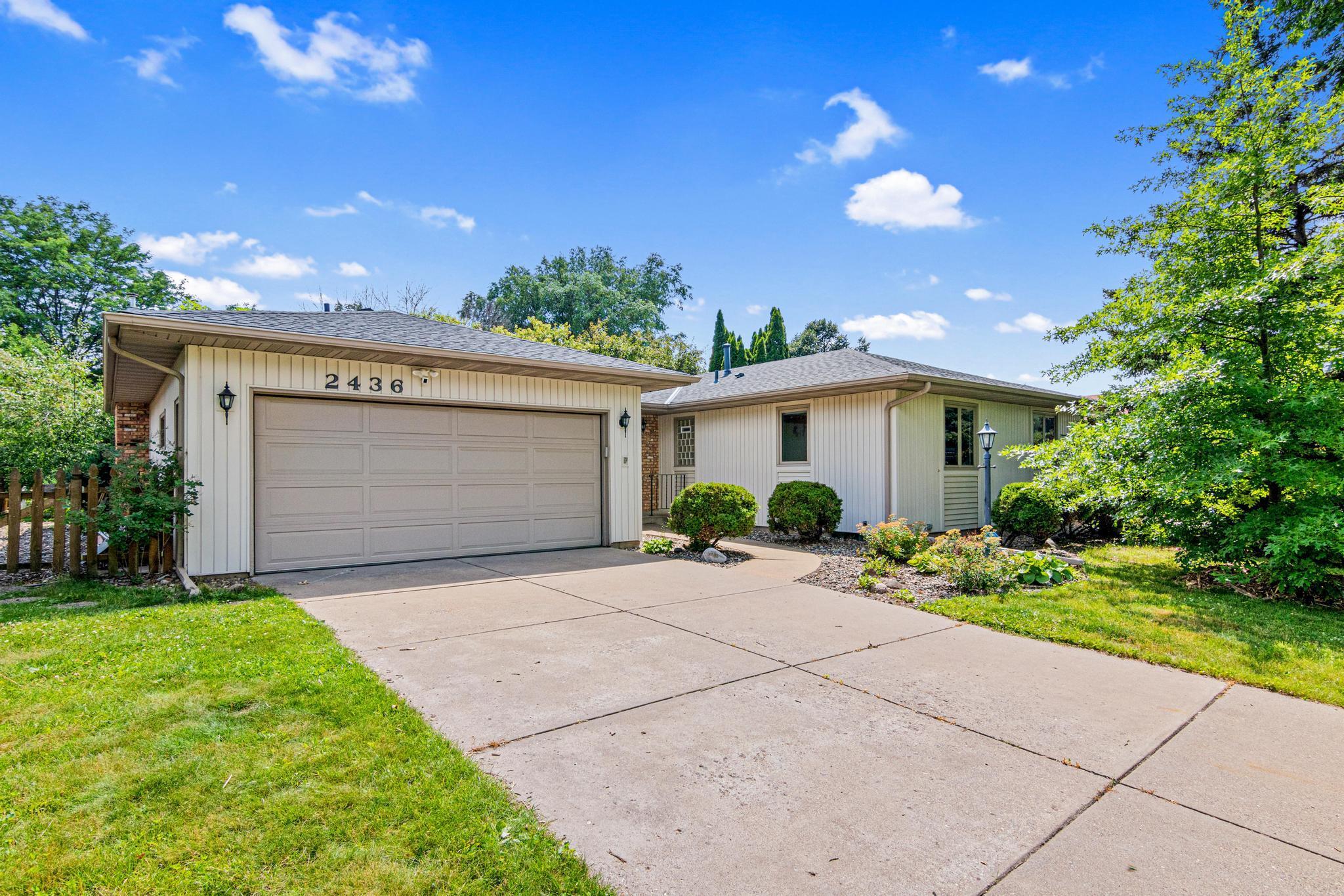 View of Residential at 2436 Standridge Avenue, Maplewood MN 55109, Maplewood - Mike Wilen | Minnesota Team Real Estate