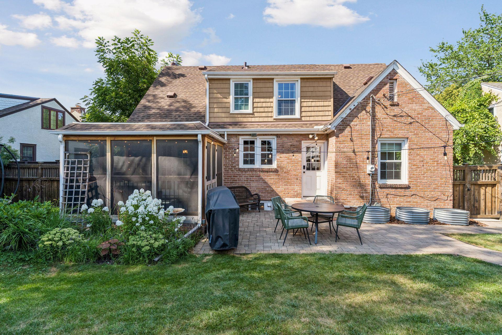 View of Residential at 1260 Saint Clair Avenue, Saint Paul MN 55105, Saint Paul (39 of 43) - Mike Wilen | Minnesota Team Real Estate