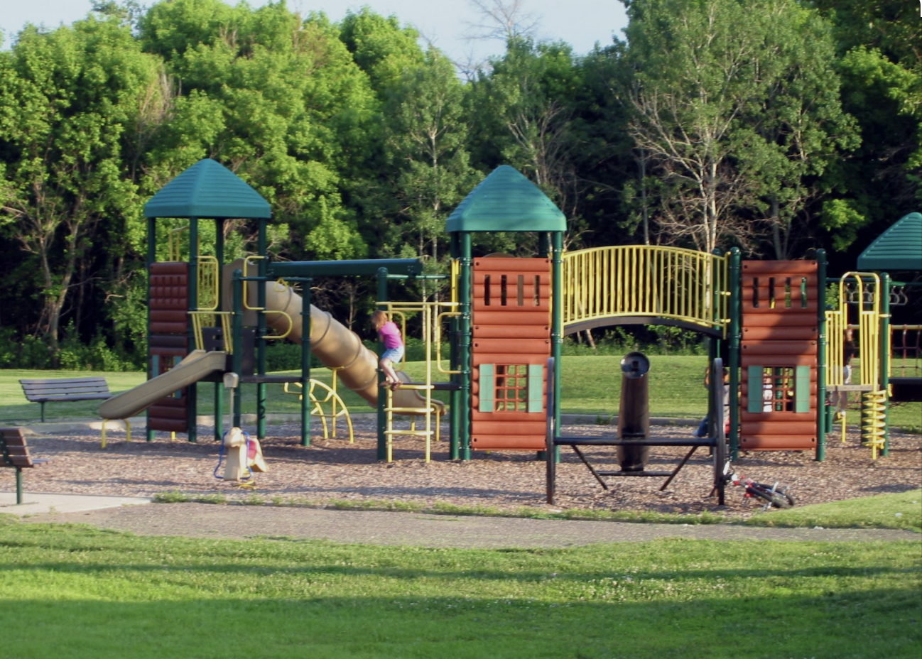View of Residential at 3606 Woodbine Lane, Brooklyn Center MN 55429, Brooklyn Center (37 of 39) - Mike Wilen | Minnesota Team Real Estate