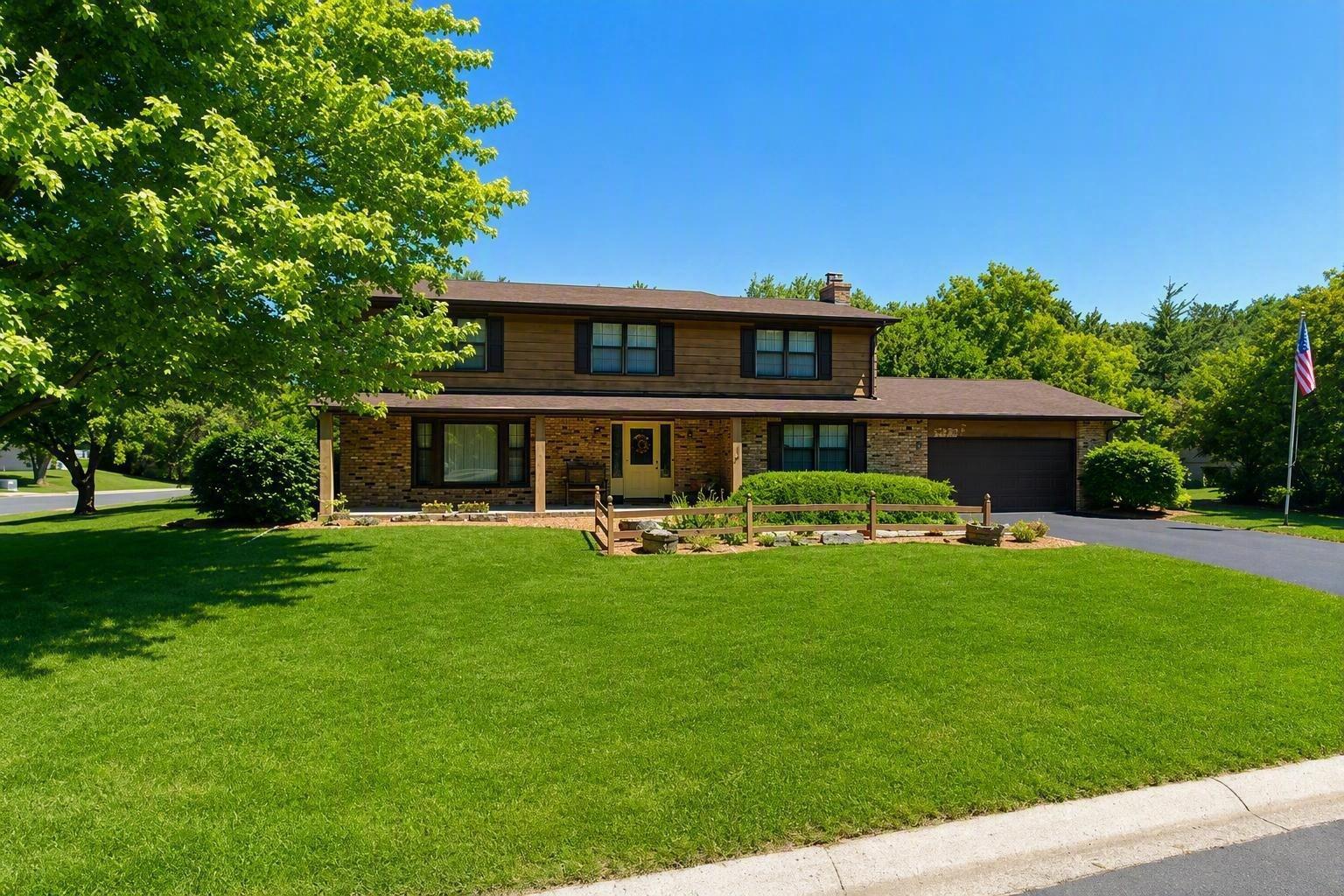 View of Residential at 6108 101st Street, Bloomington MN 55438, Bloomington - Mike Wilen | Minnesota Team Real Estate