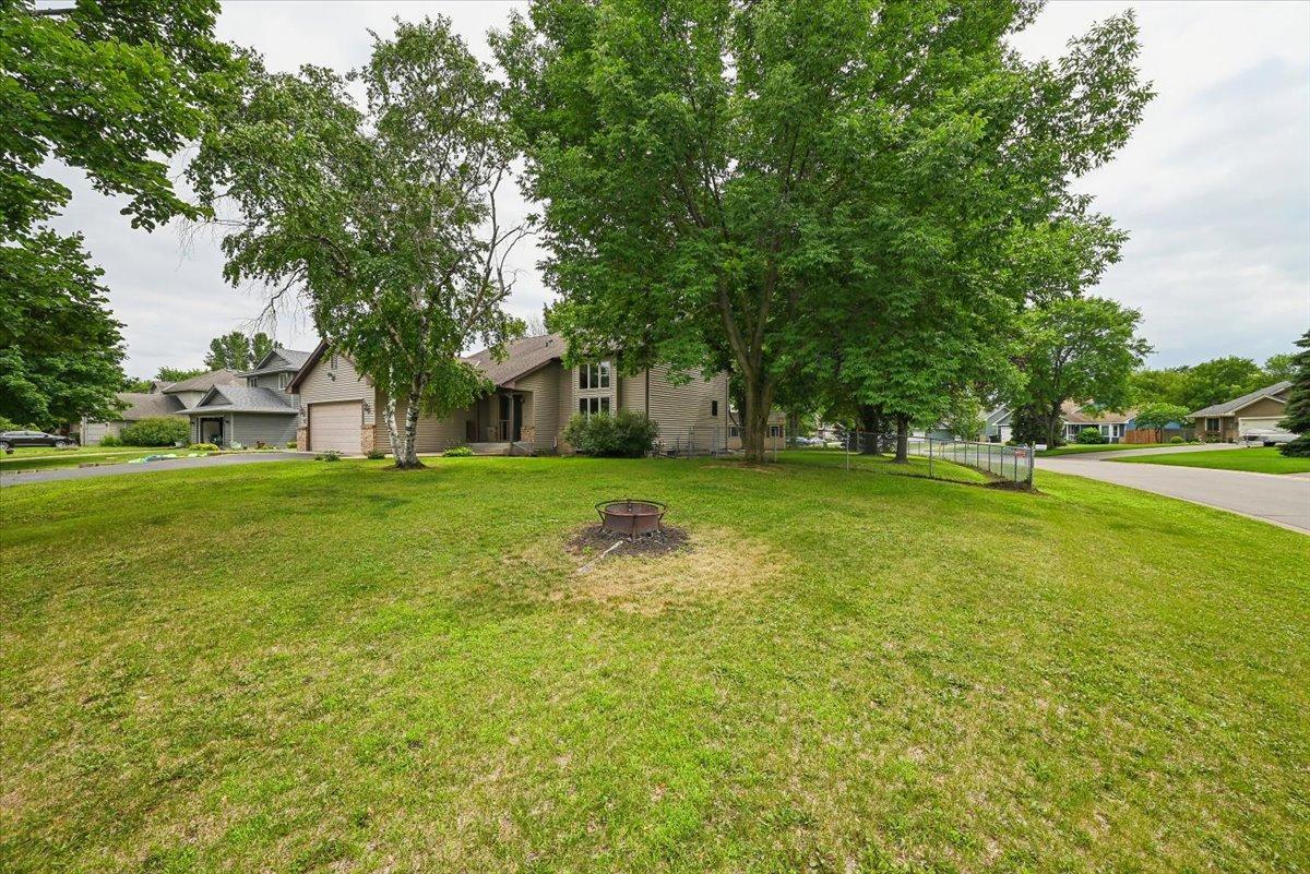 View of Residential at 3894 123rd Avenue, Coon Rapids MN 55433, Coon Rapids (29 of 32) - Mike Wilen | Minnesota Team Real Estate