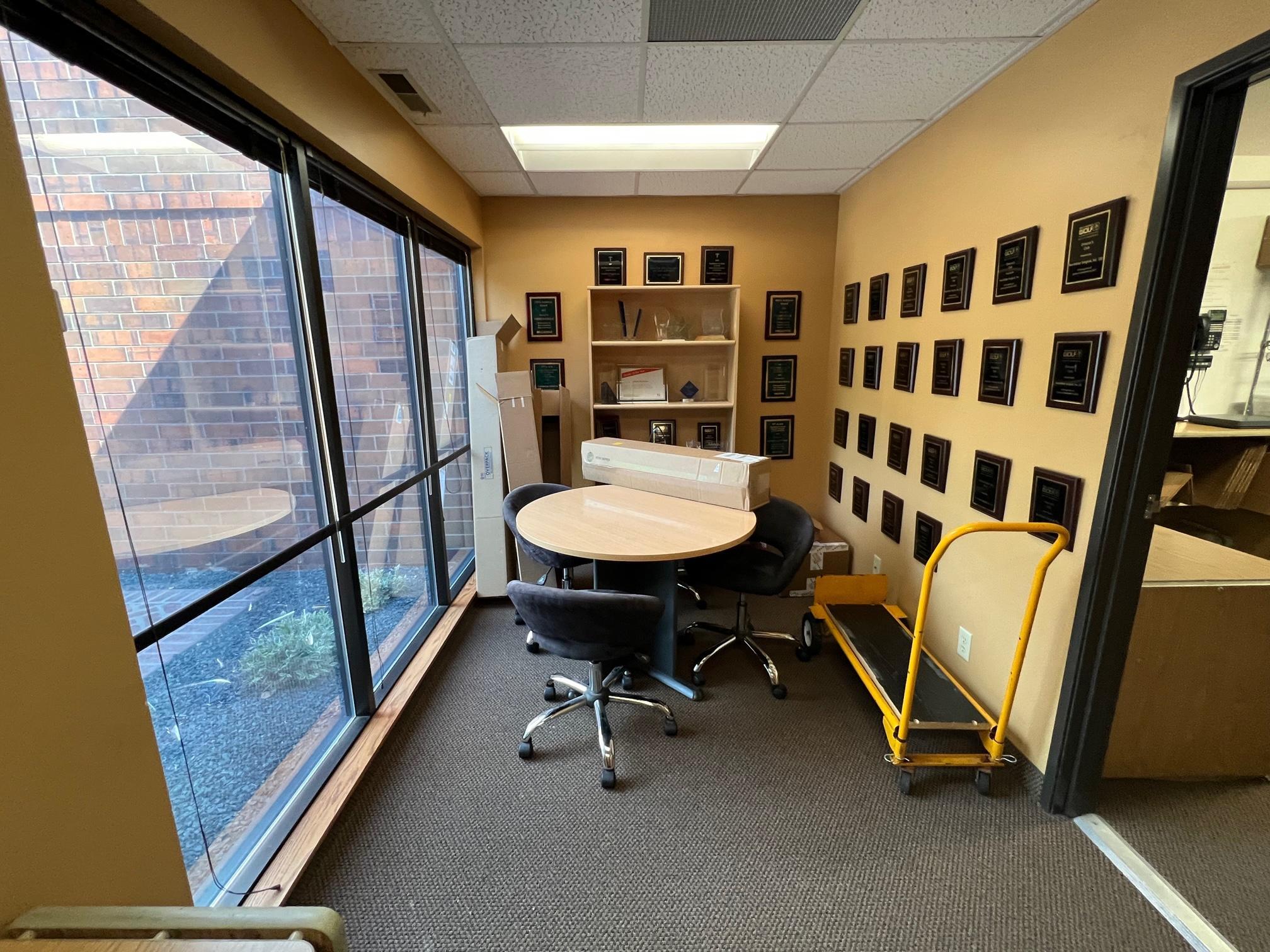 View of Commercial Sale at 4976,4978 and 4980 Lincoln Drive, Edina MN 55436, Edina (11 of 13) - Mike Wilen | Minnesota Team Real Estate