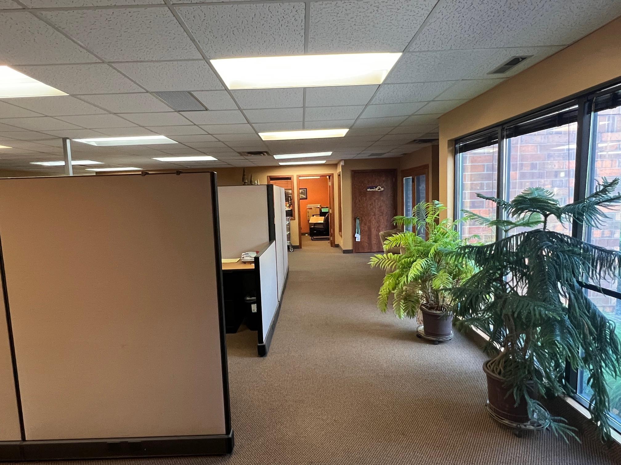 View of Commercial Sale at 4976,4978 and 4980 Lincoln Drive, Edina MN 55436, Edina (4 of 13) - Mike Wilen | Minnesota Team Real Estate