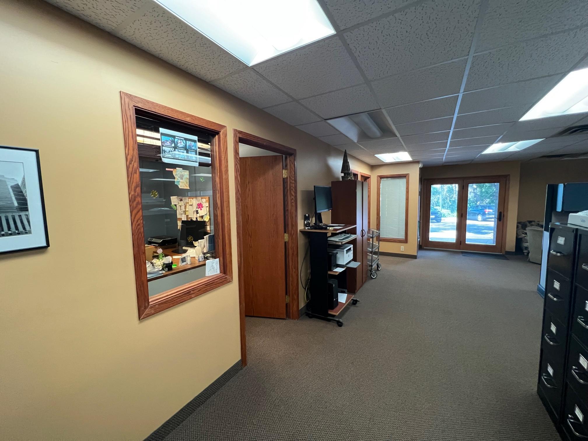 View of Commercial Sale at 4976,4978 and 4980 Lincoln Drive, Edina MN 55436, Edina (6 of 13) - Mike Wilen | Minnesota Team Real Estate
