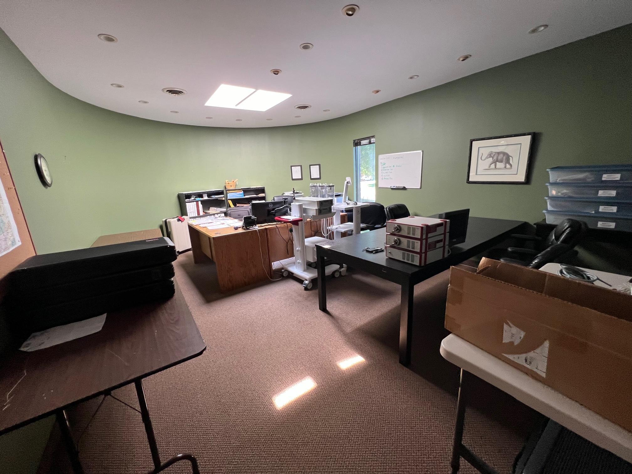 View of Commercial Sale at 4976,4978 and 4980 Lincoln Drive, Edina MN 55436, Edina (10 of 13) - Mike Wilen | Minnesota Team Real Estate