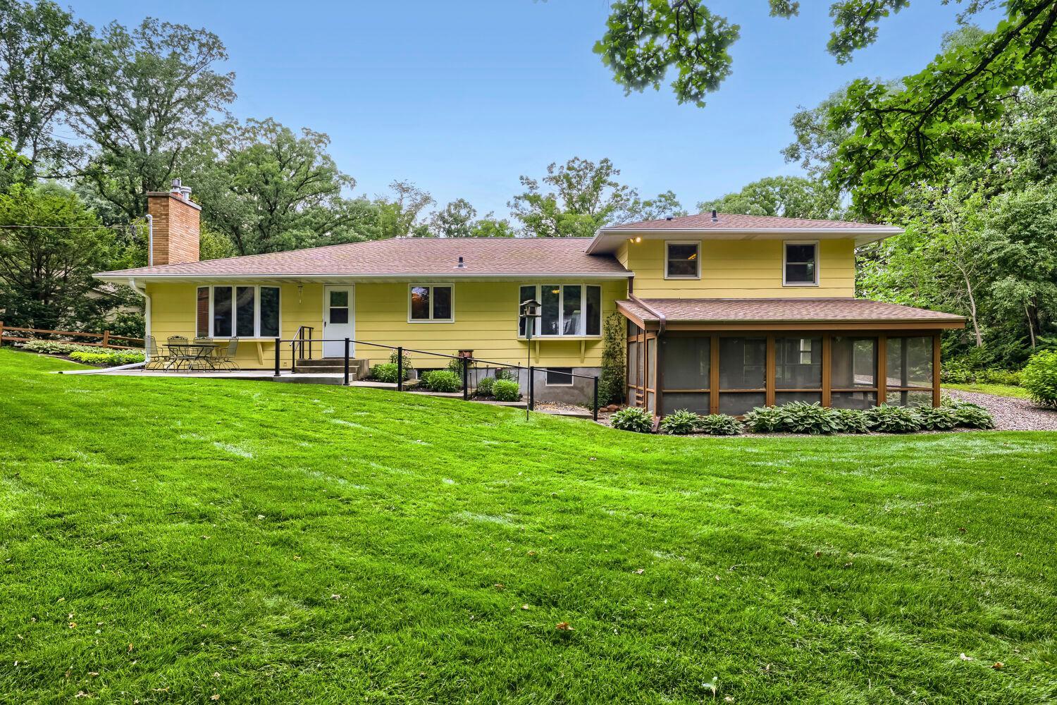View of Residential at 3081 Laverne Court, Lake Elmo MN 55042, Lake Elmo (18 of 39) - Mike Wilen | Minnesota Team Real Estate