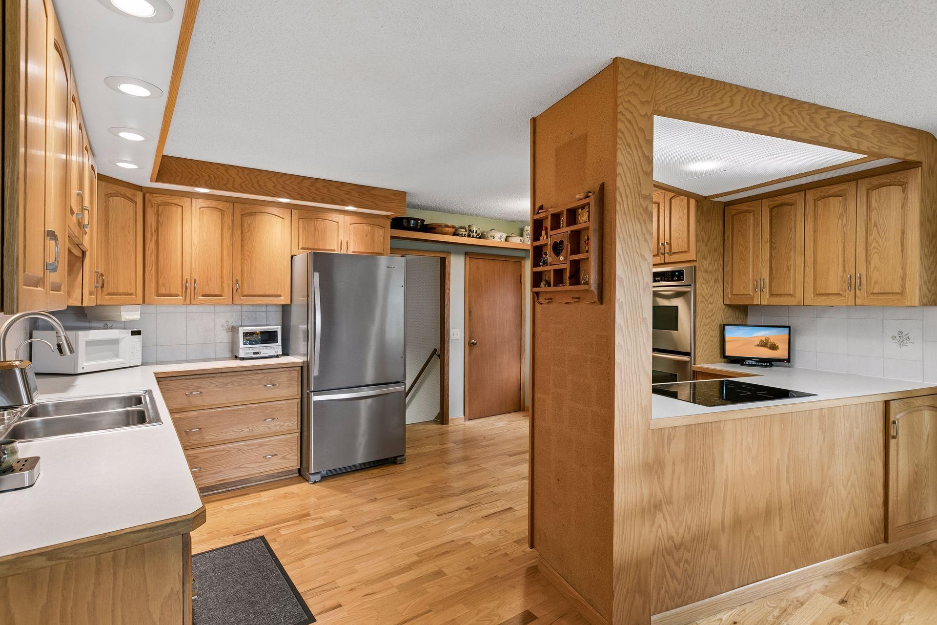 View of Residential at 5442 Mayview Road, Minnetonka MN 55345, Minnetonka (17 of 48) - Mike Wilen | Minnesota Team Real Estate