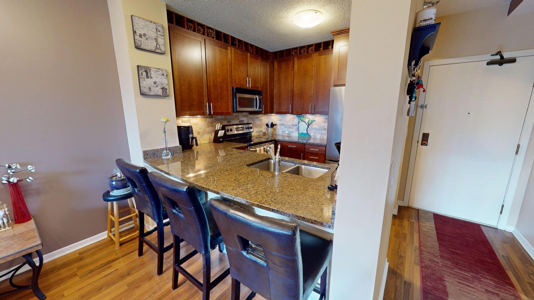 View of Residential at 401 1st Street #1821, Minneapolis MN 55401, Minneapolis (5 of 54) - Mike Wilen | Minnesota Team Real Estate
