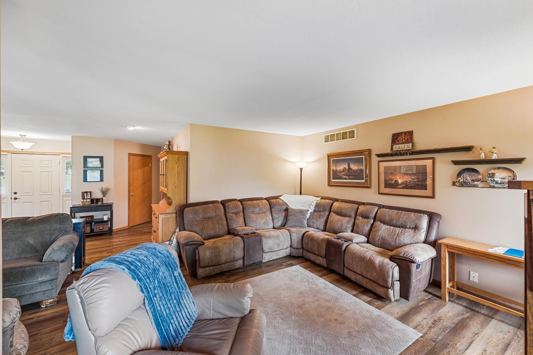 View of Residential at 101 Anglewood Drive, Kenyon MN 55946, Kenyon (21 of 67) - Mike Wilen | Minnesota Team Real Estate