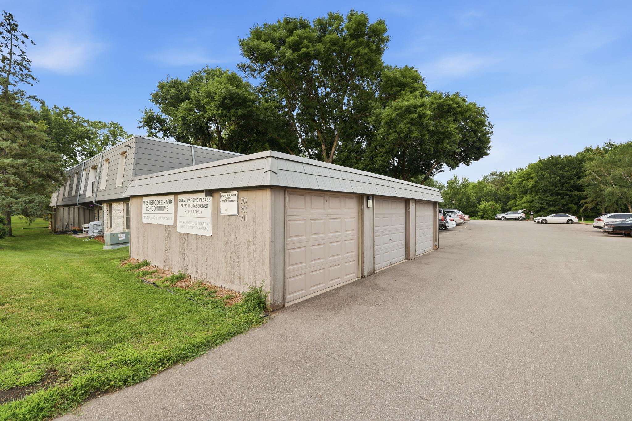 View of Residential at 709 11th Avenue #5, Minneapolis MN 55415, Minneapolis (22 of 24) - Mike Wilen | Minnesota Team Real Estate