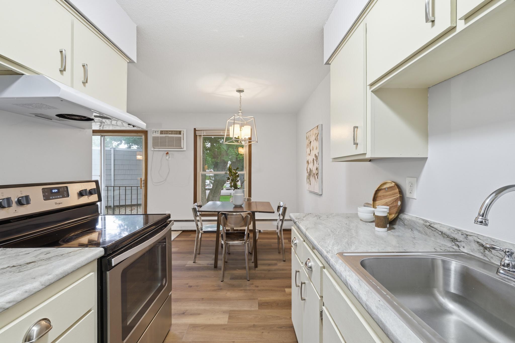 View of Residential at 709 11th Avenue #5, Minneapolis MN 55415, Minneapolis (4 of 24) - Mike Wilen | Minnesota Team Real Estate