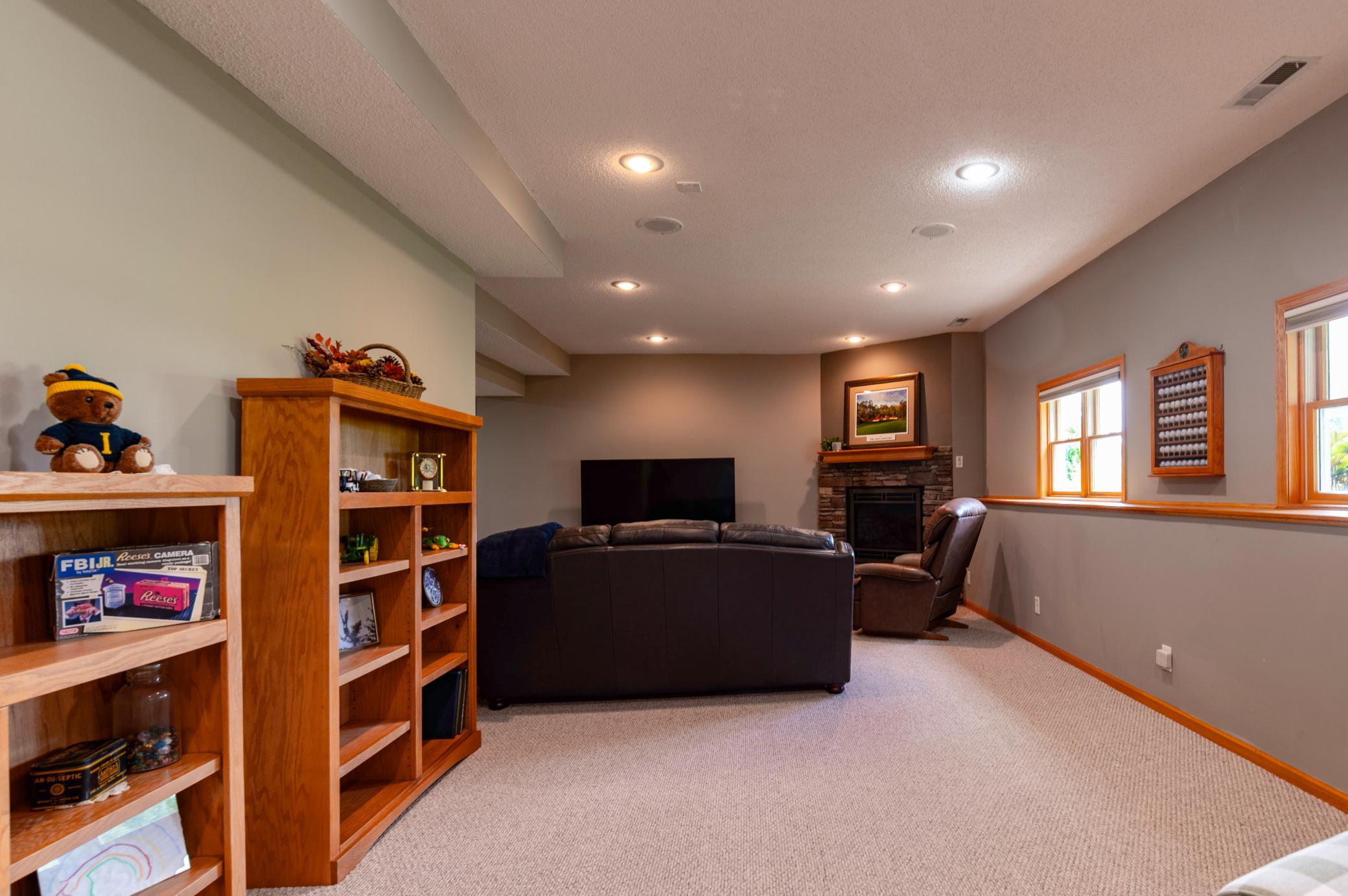 View of Residential at 10610 Pinnacle Way, Woodbury MN 55129, Woodbury (40 of 74) - Mike Wilen | Minnesota Team Real Estate